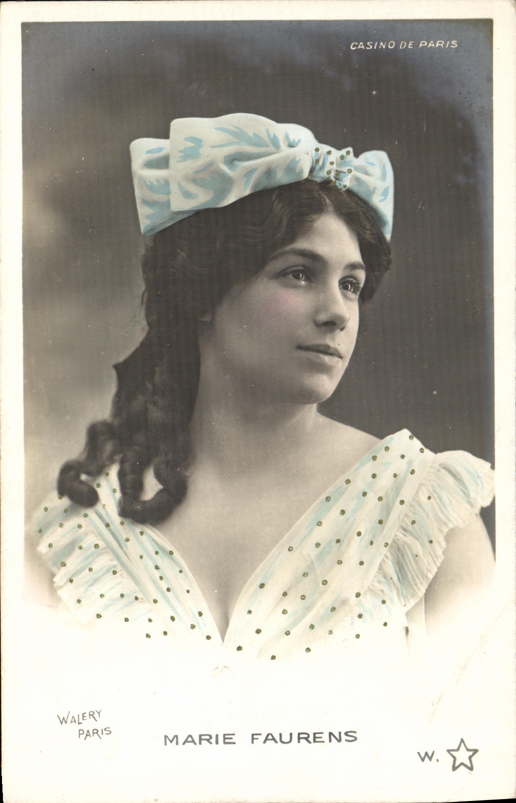 Casino de Marie Faurens de la POSTAL de la VENDIMIA de París