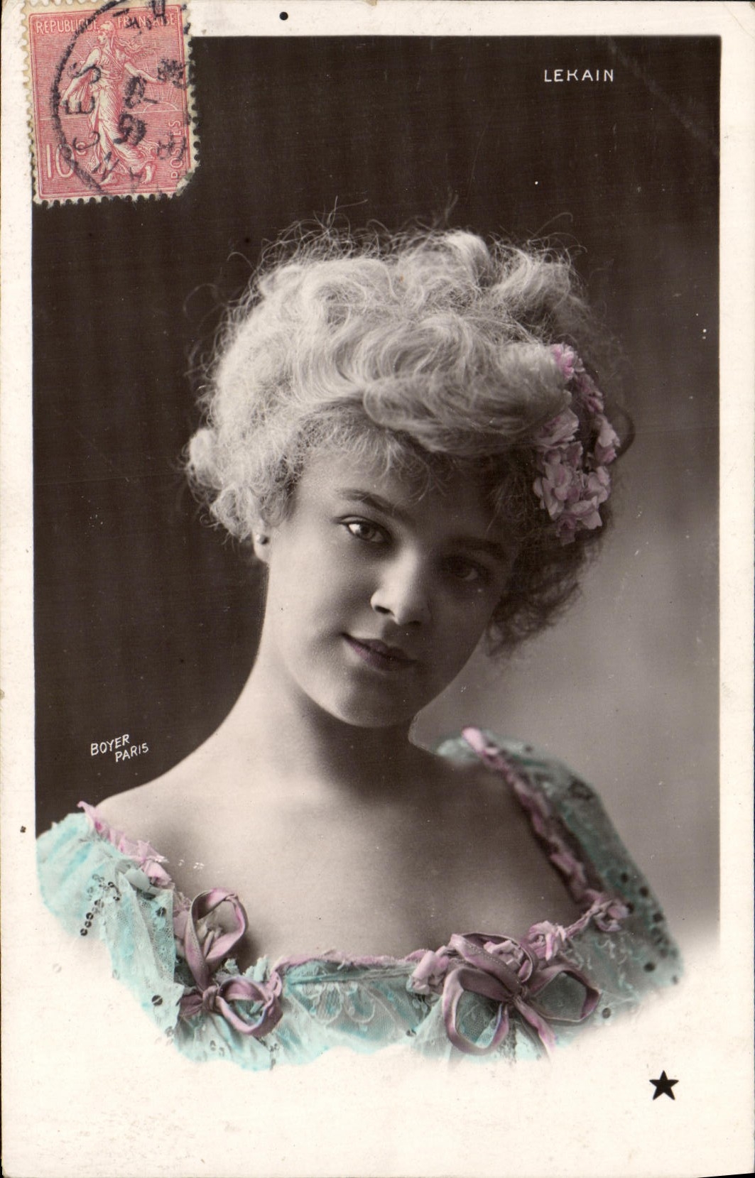 VINTAGE POSTCARD Lekain