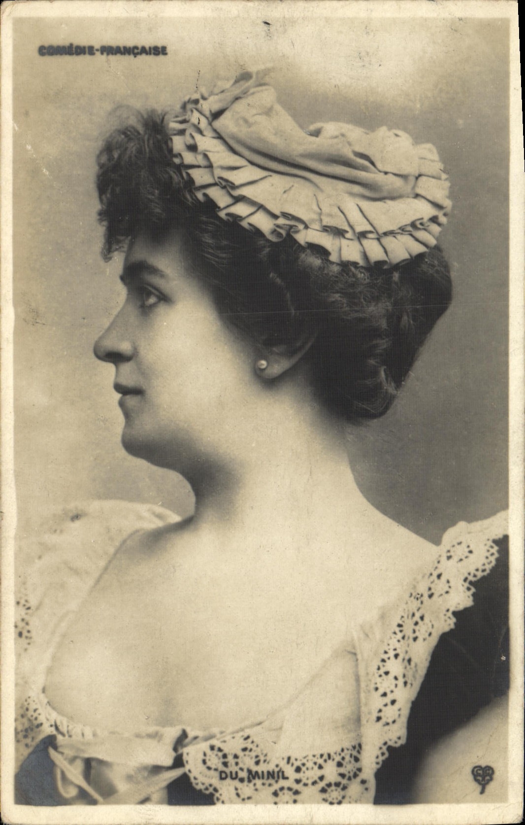 VINTAGE POSTCARD French Comedy Of Minil