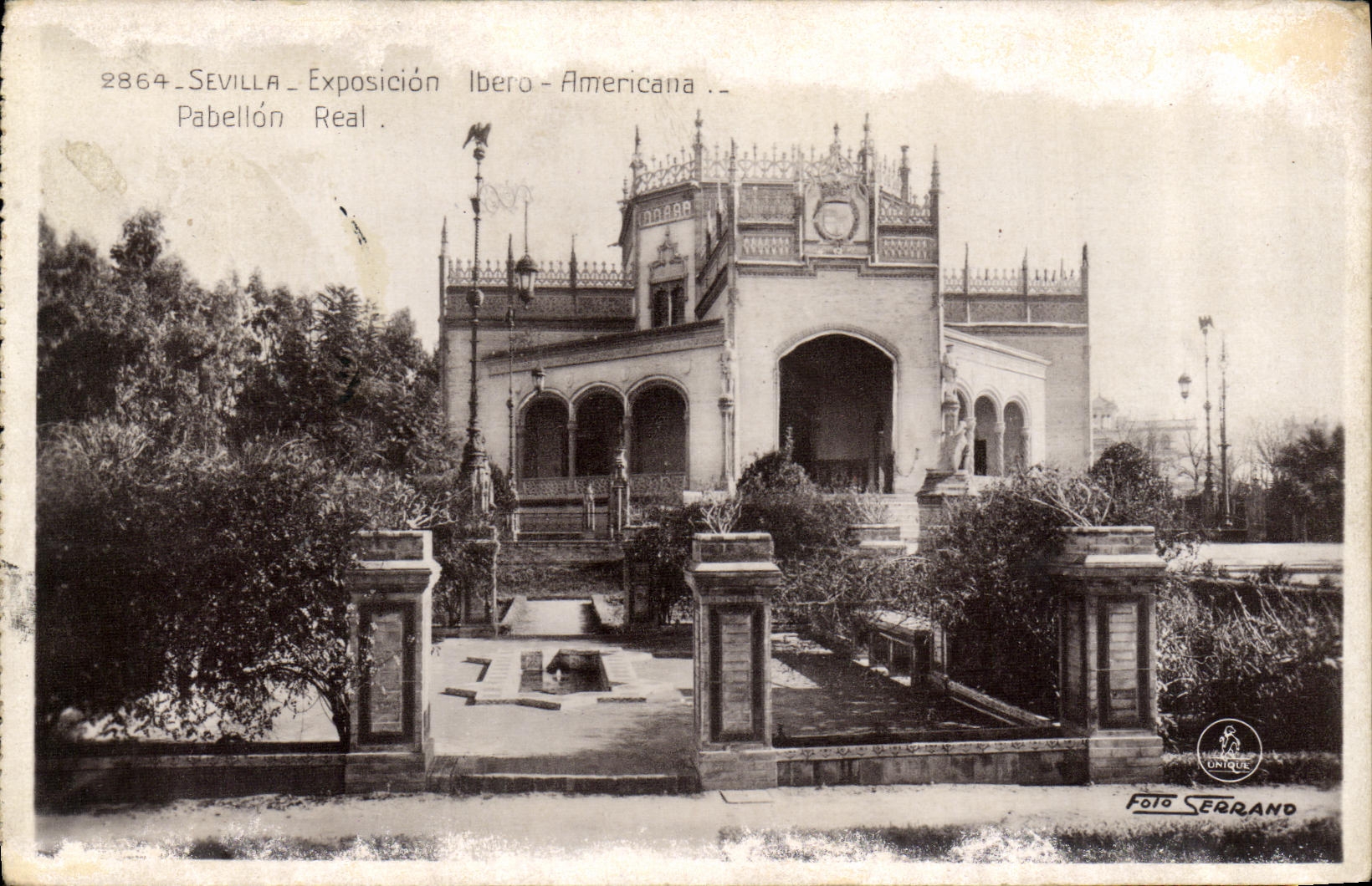 VINTAGE POSTCARD Sevilla Exposicion lbero Americana Pabellon Real