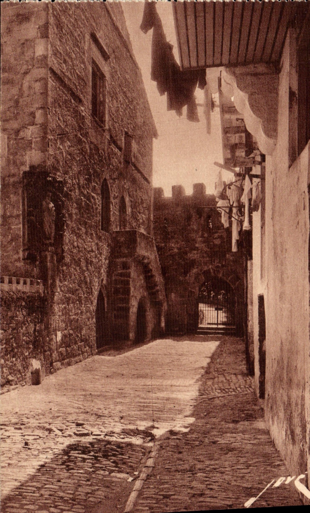 CPA Fontarabie Rue de l'Eveque 