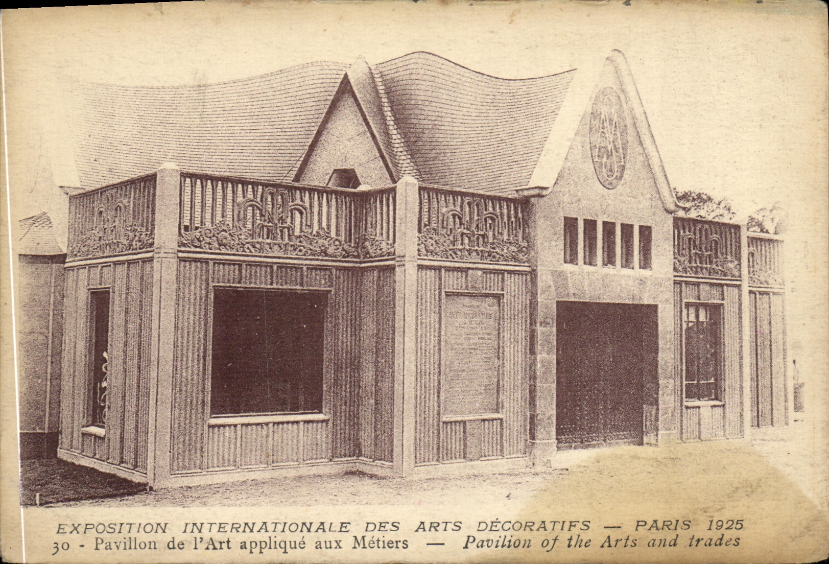 CPA Exposition Internationale des Arts Decoratifs Paris 1925 Pavillon de l'art applique aux metiers 