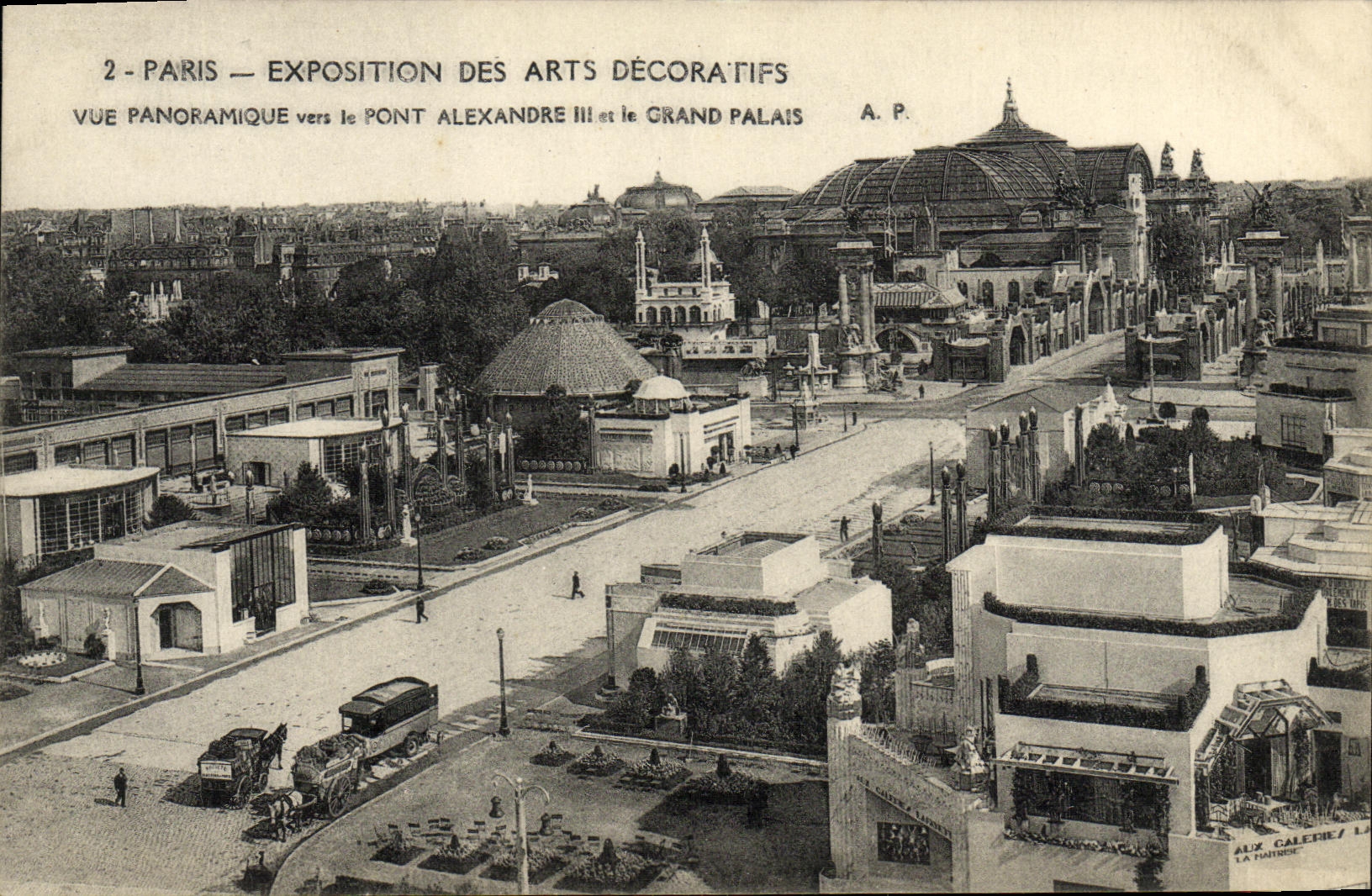 CPA Paris Expostition Internationale des arts decoratifs vue panoramique vers le pont alexandre III et le grand palais