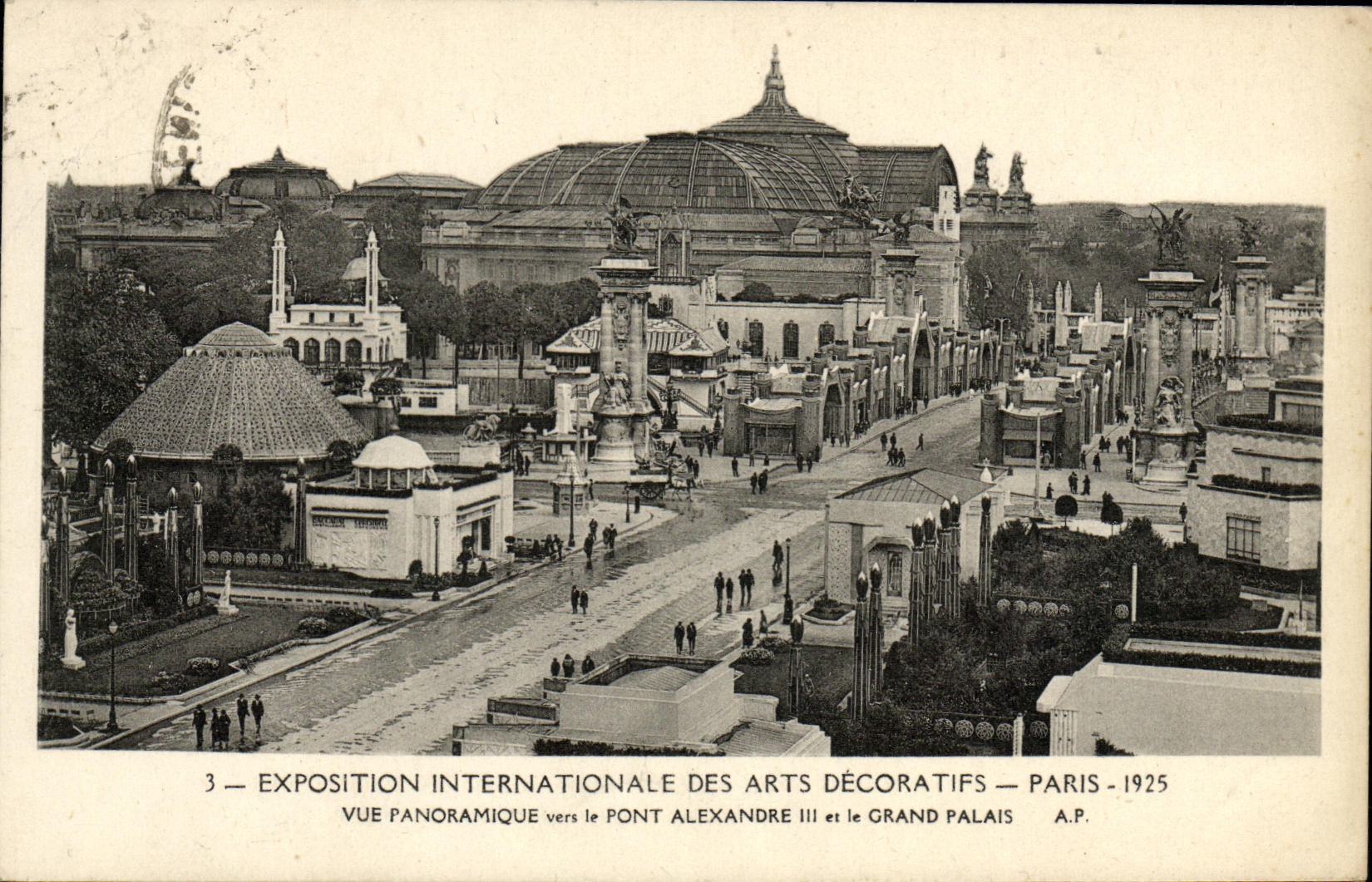 CPA Expostition Internationale des arts decoratifs Paris vue panoramique vers le pont alexandre III et le grand palais