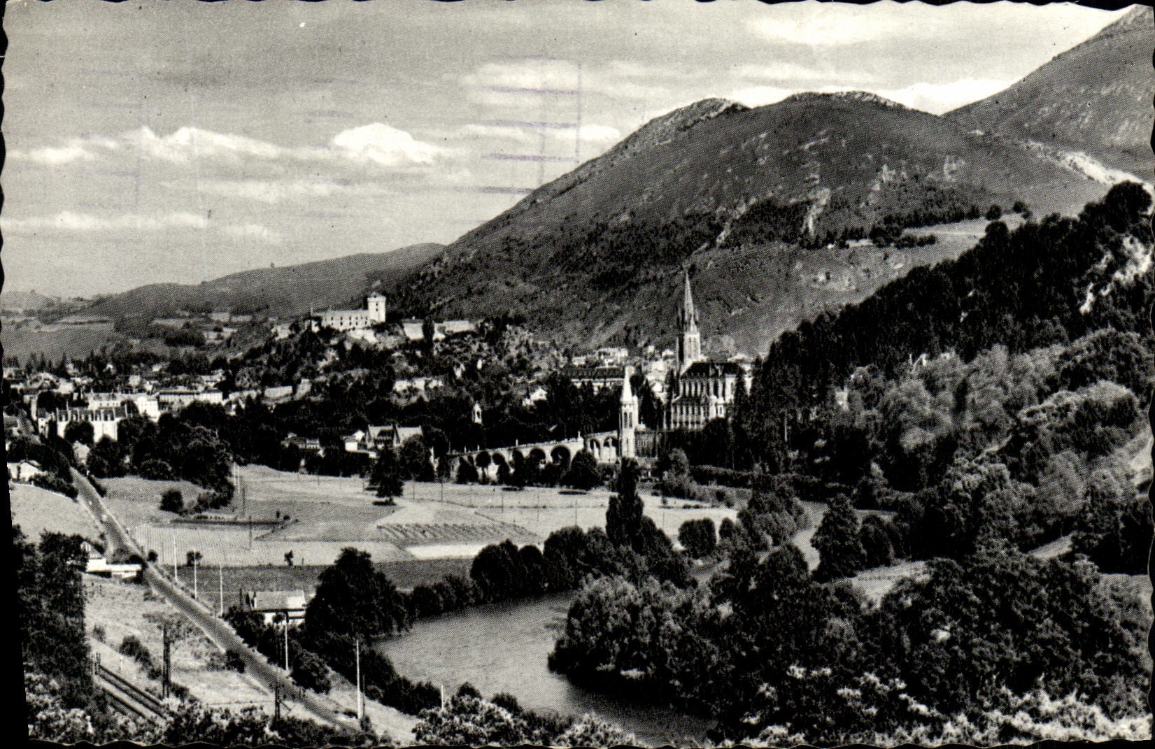 CPA Lourdes Vue generale 