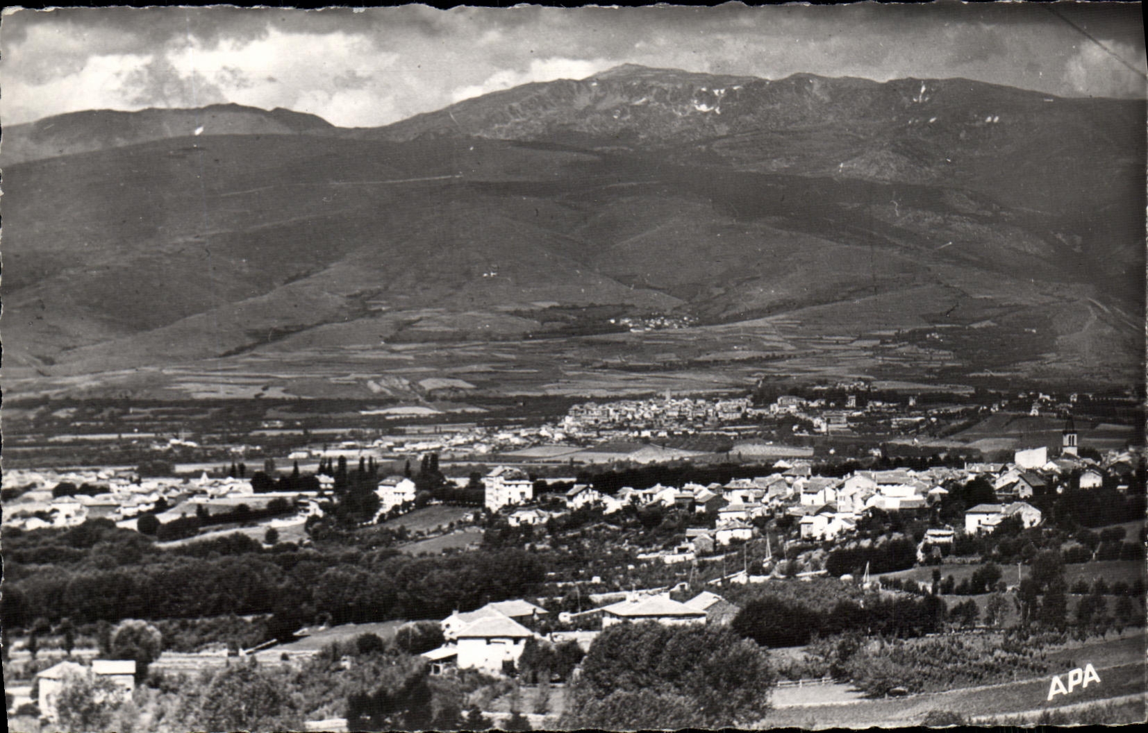 VINTAGE POSTCARD View of Osseja and puigcerda