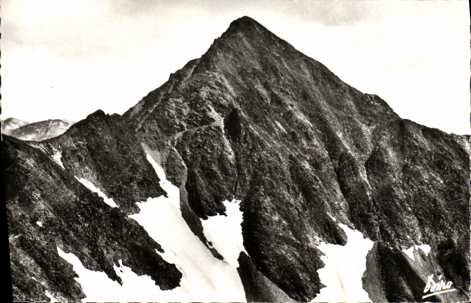 VINTAGE POSTCARD Cerdagne Frenchwoman surroundings of make romeu and MT louis the peak Carlitte