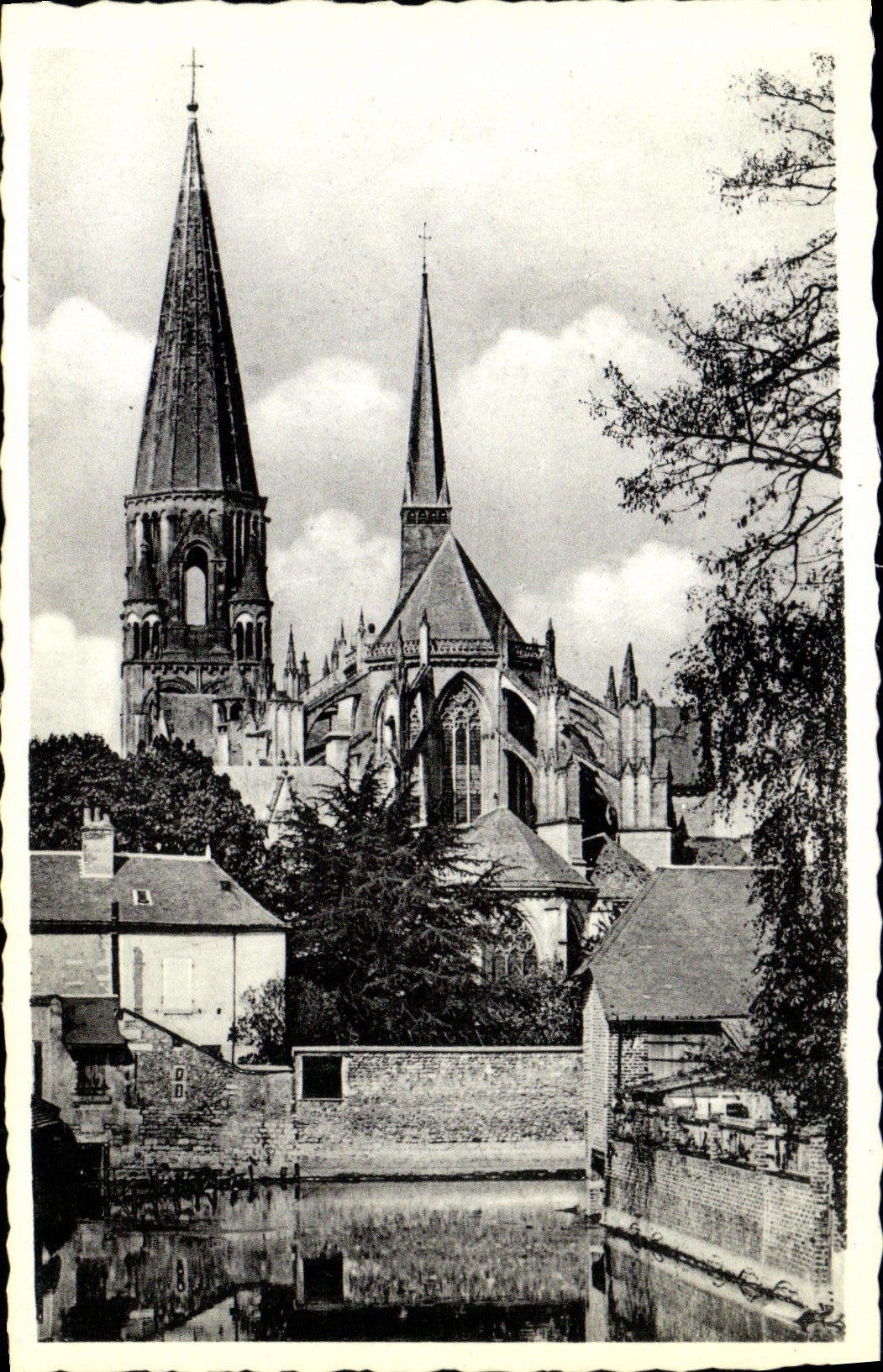 CPM Vendome Abside De l'Eglise de la Trinite