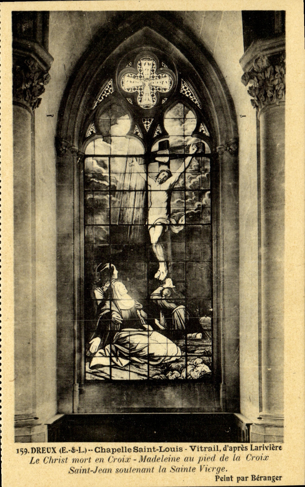CPA Dreux Chapelle Saint Louis vitrail d'apres Lariviiere Le Christ mort en croix 