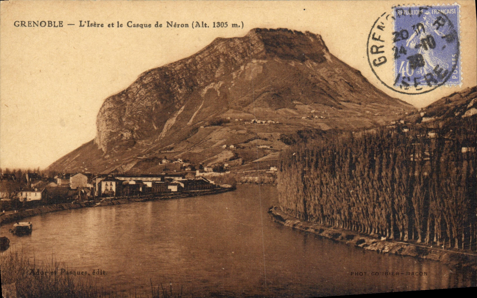 CPA Grenoble L'Isere Et Le Casque De Neron