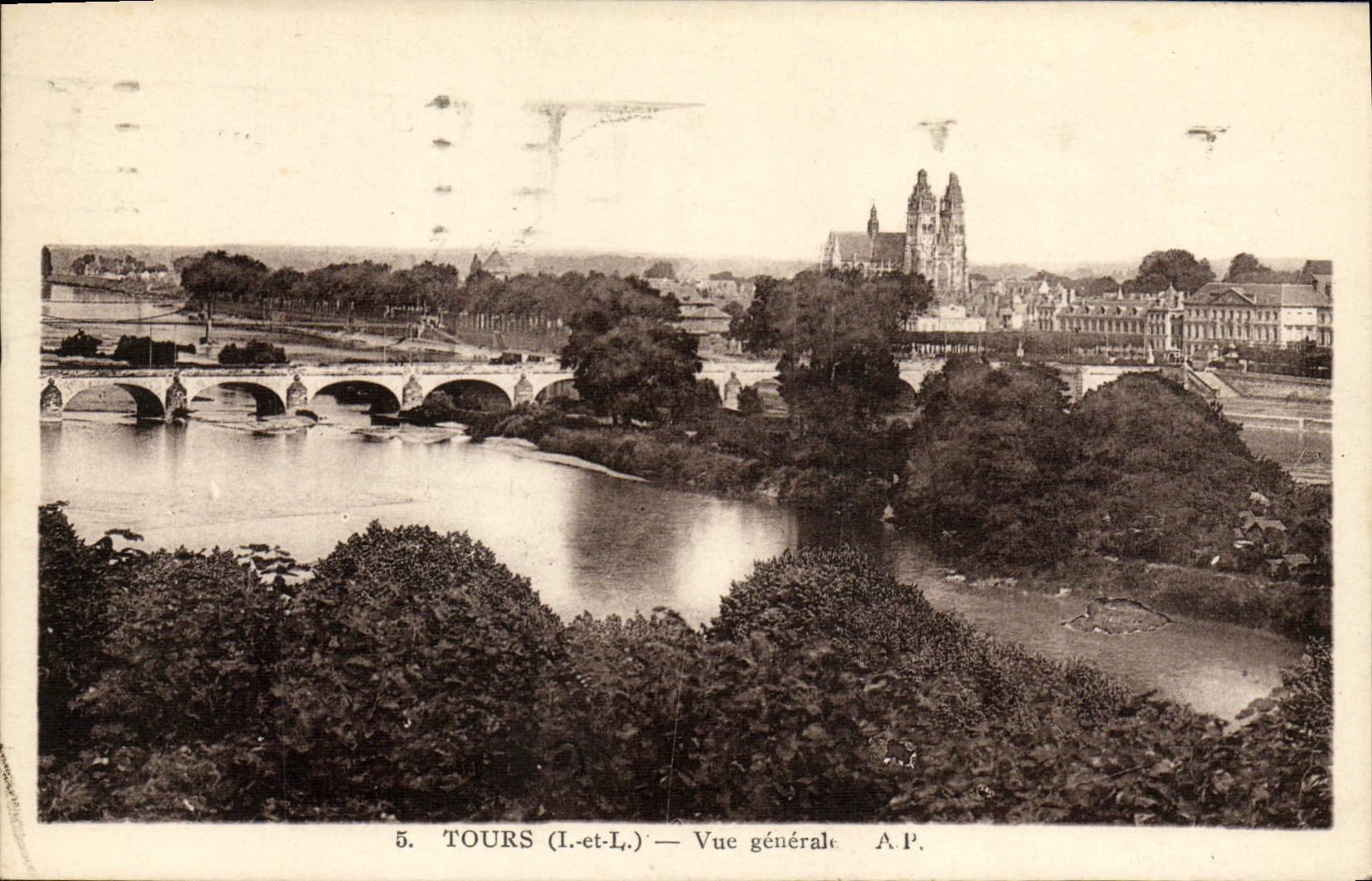 CPA Tours Vue Generale