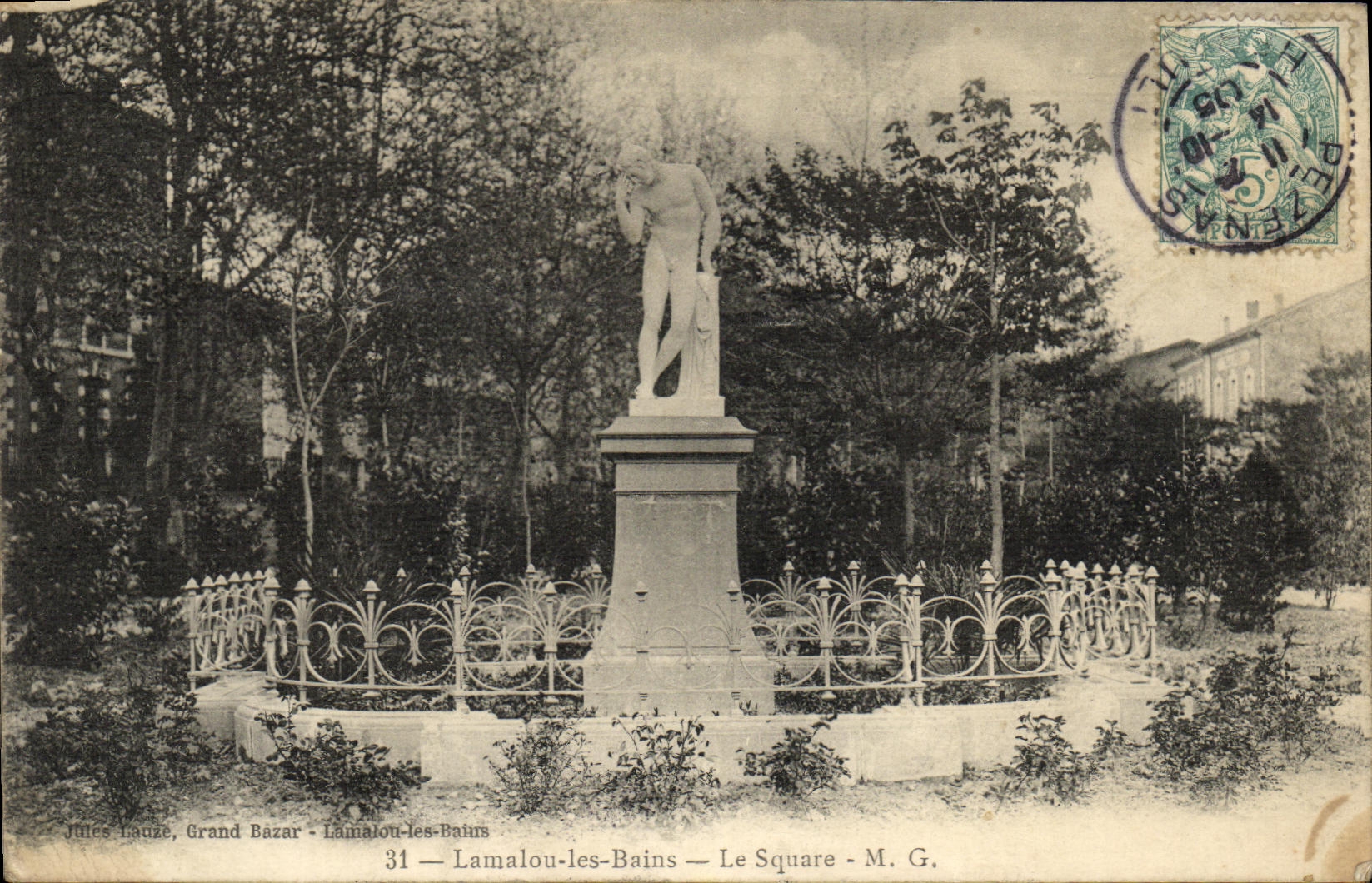 VINTAGE POSTCARD Lamalou Les Bains the Public garden