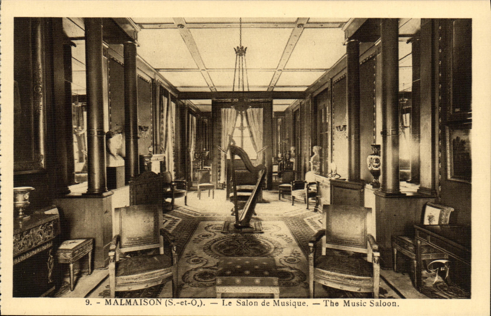 CPA Malmaison Le Salon De Musique