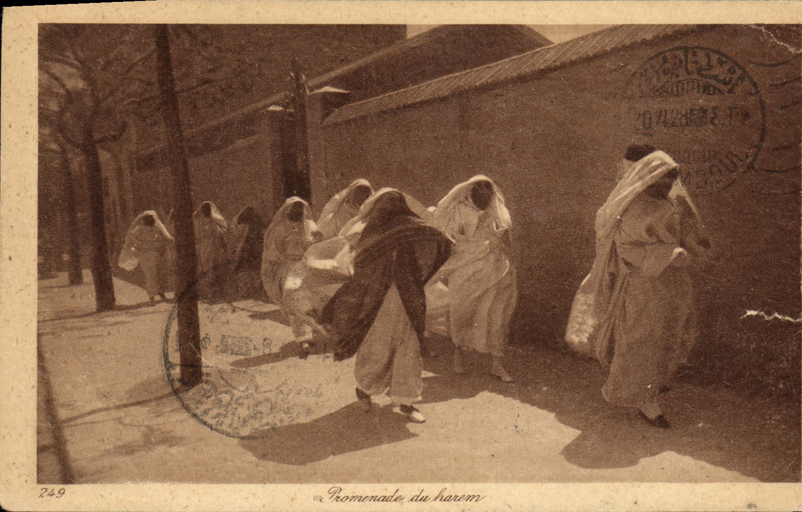 CPA Promenade du Harem Femmes