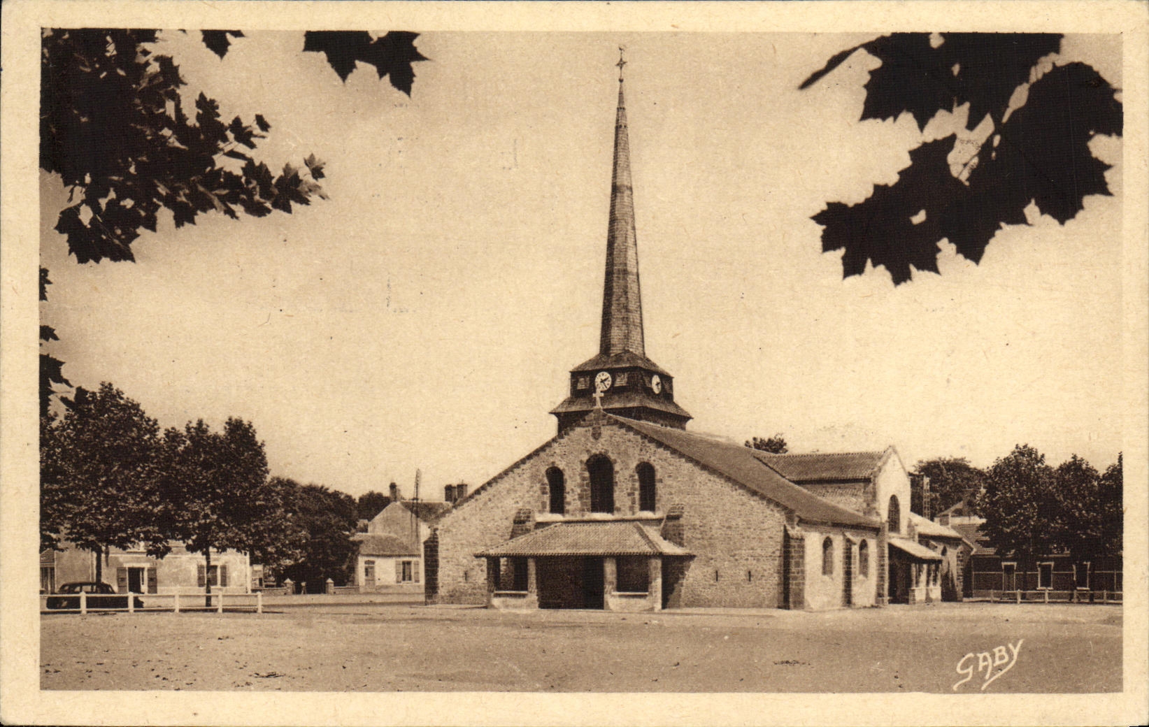 CPA St Jean de Monts L'Eglise