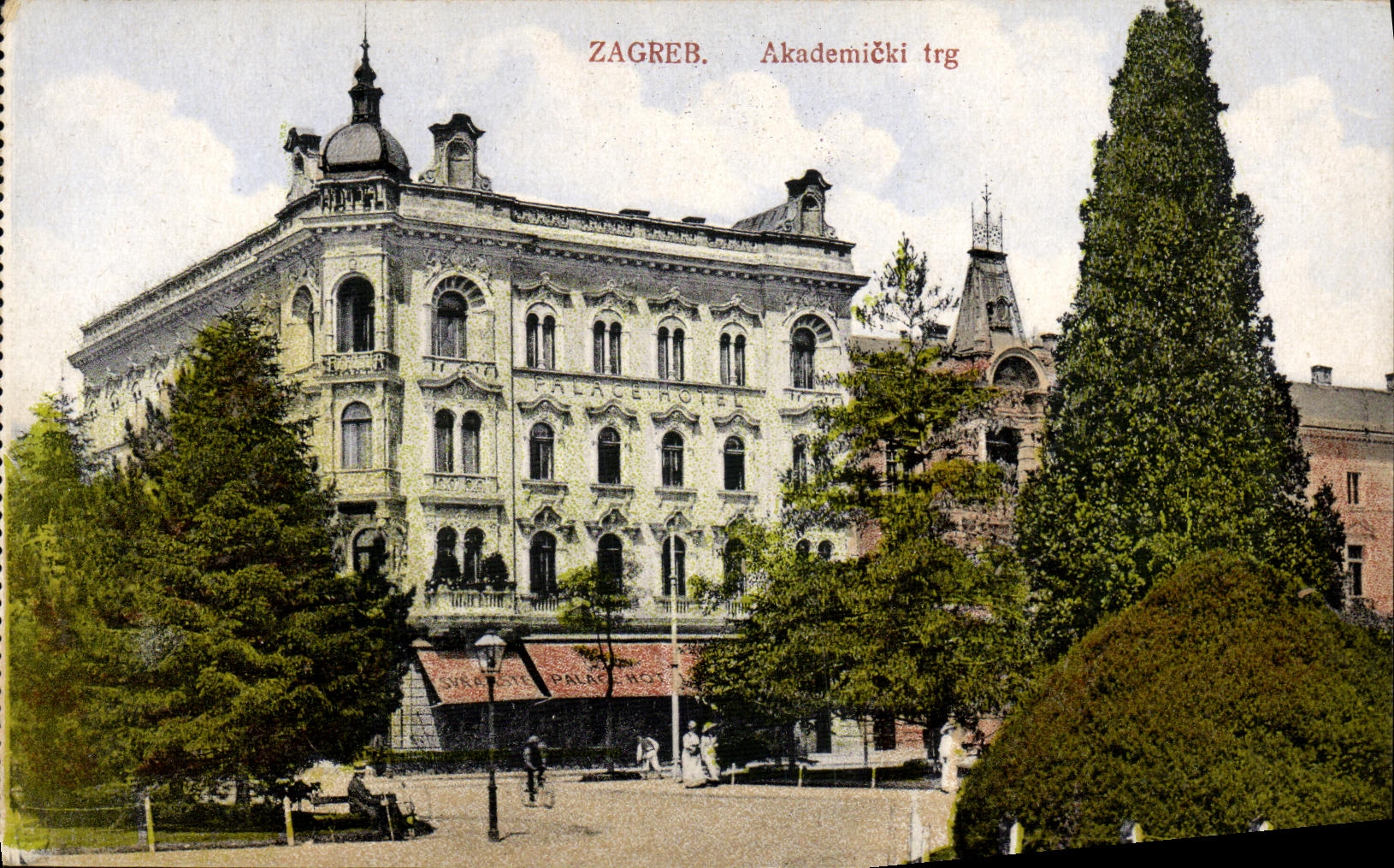 VINTAGE POSTCARD Zagreb Akademici trg
