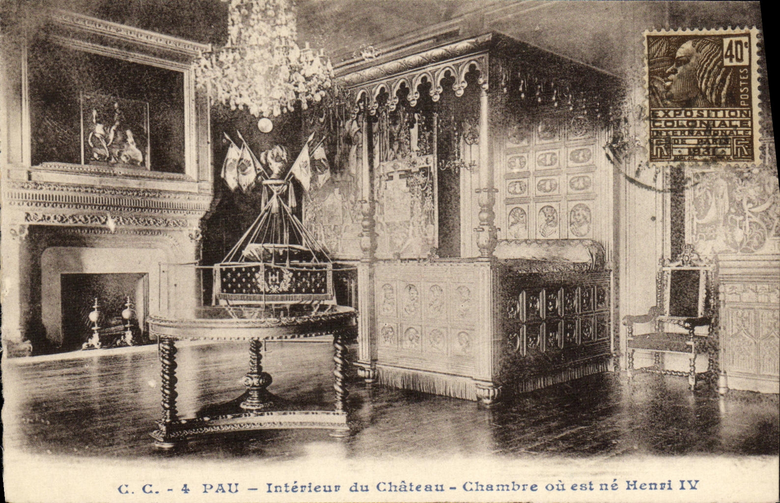 CPA Pau Interieur du Chateau Chambre ou est ne Henri IV