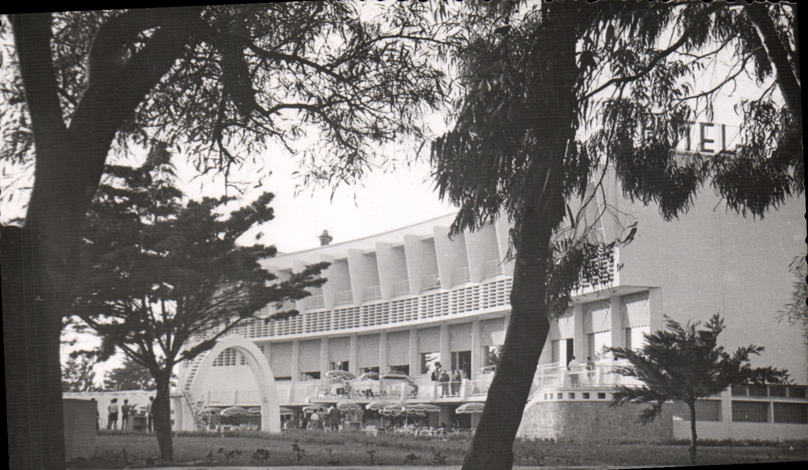 MODERN CARD Senegal Hotel