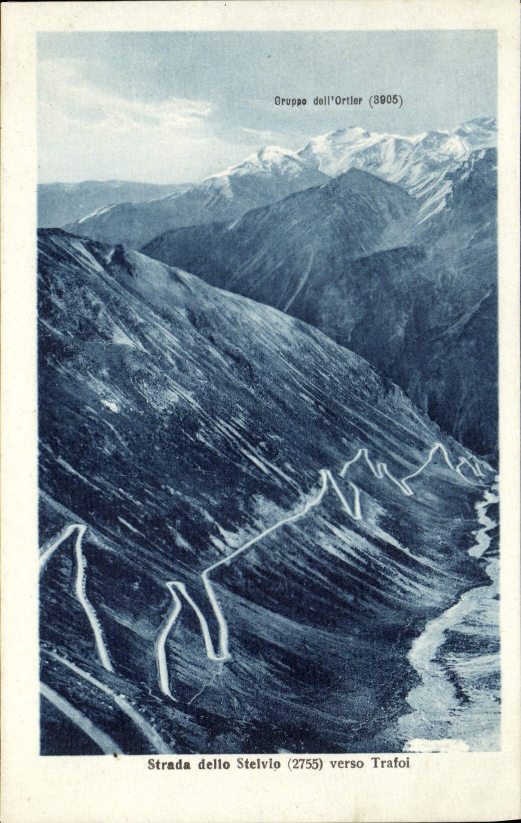 Parte posterior de Stevlo Trafoi del dello de Strada de la POSTAL de la VENDIMIA