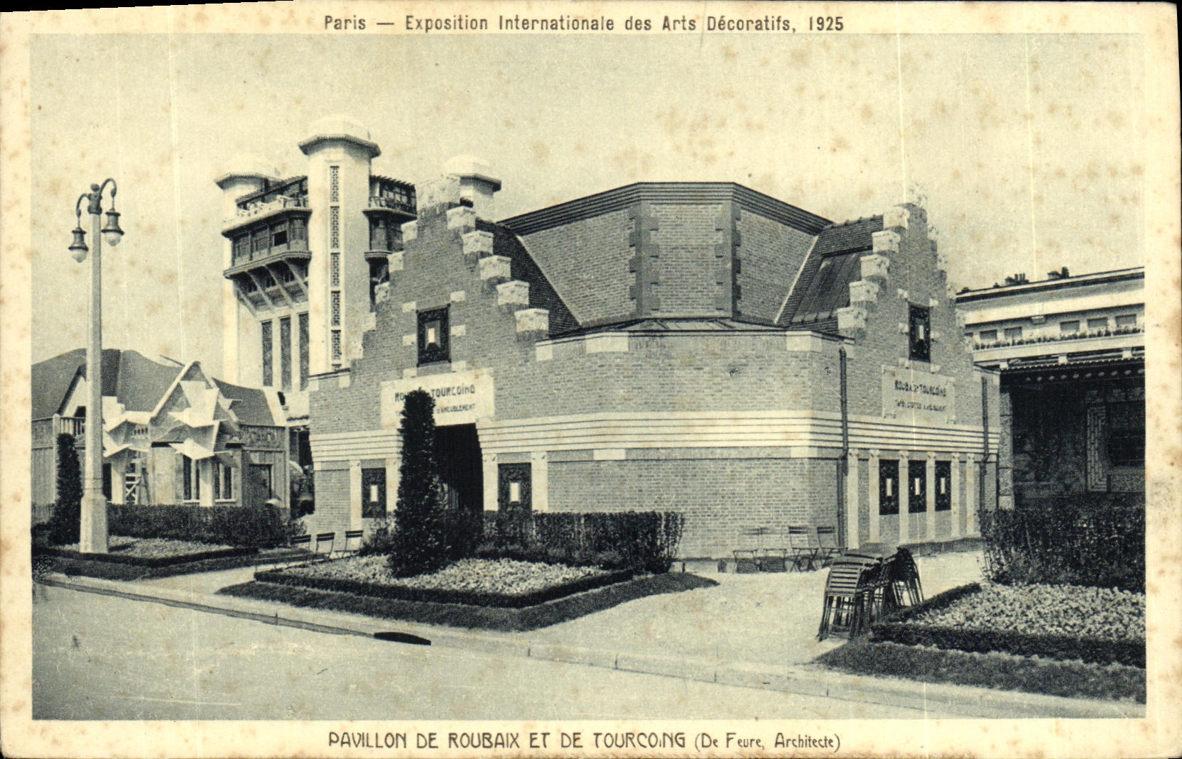 CPA Paris Exposition des Arts Decoratifs Pavillon des tissus et des etoffes d'ameublement de Roubaix et de Tourcoing 