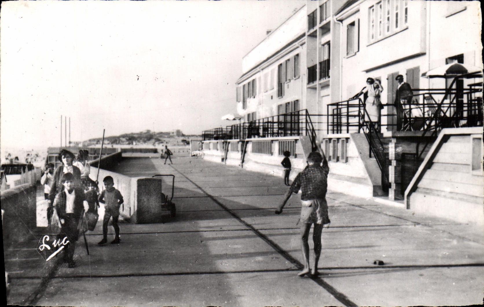 MODERN CARD the Dimension of Opal Strong Mahon Beach Vis-a-vis the Sea