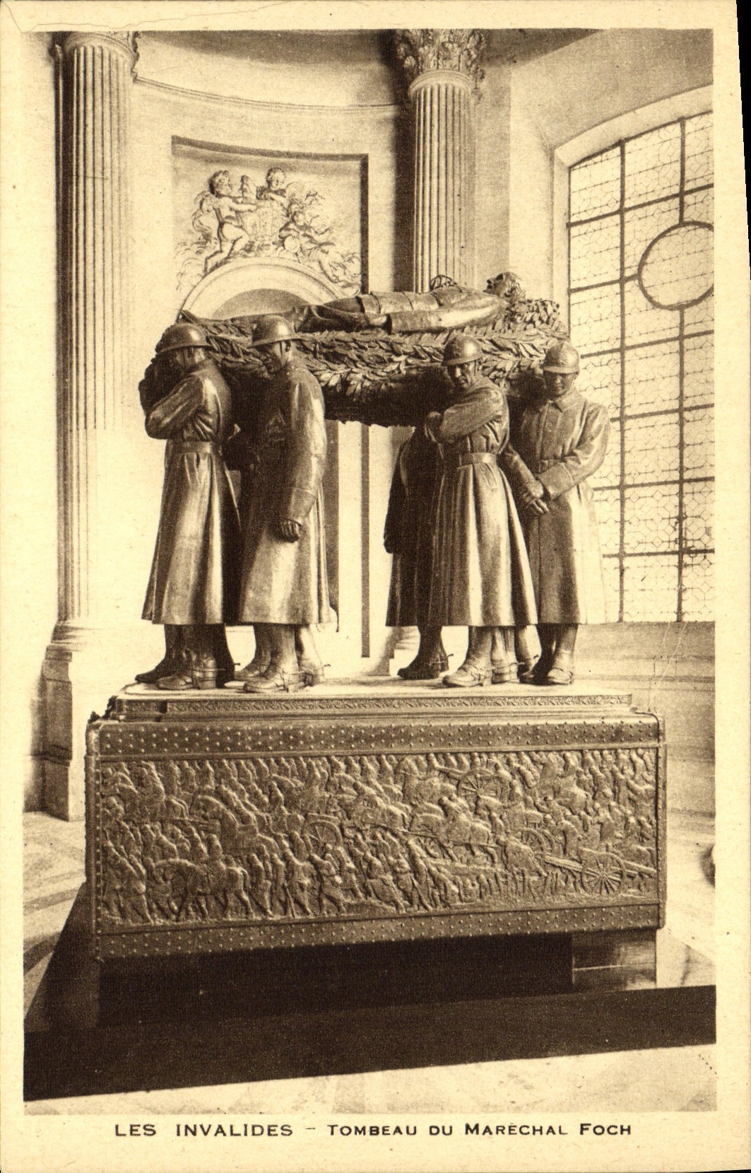 CPA Les Invalides Tombeau Du Marechal Foch