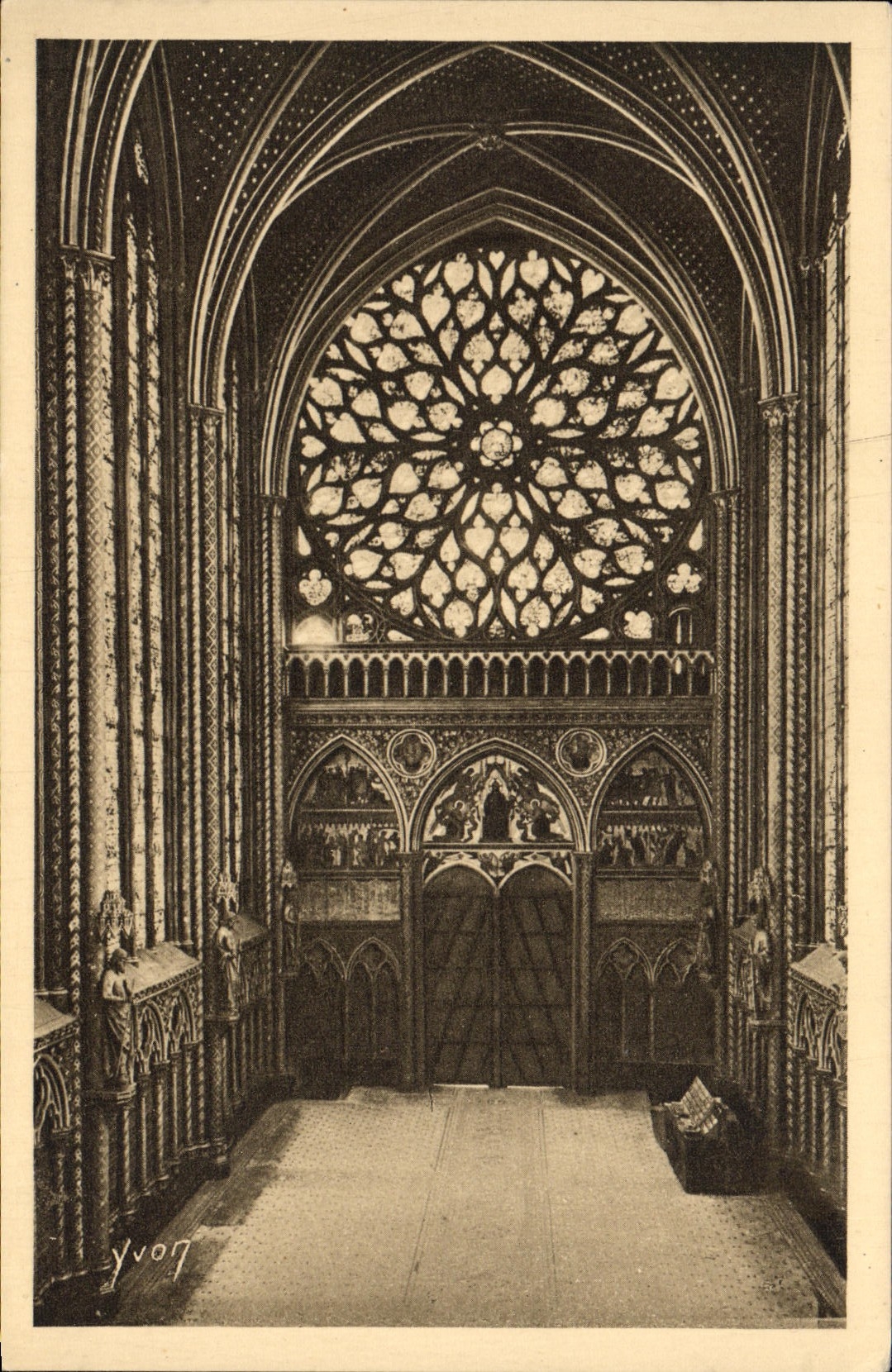 CPA Paris En Flanant Sainte Chapelle Grande Rose