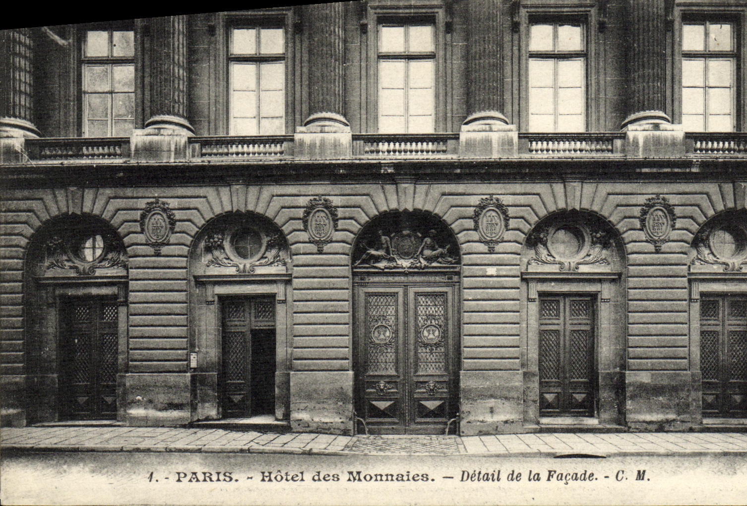 CPA Paris Hotel Des Monnaies Detail De La Facade
