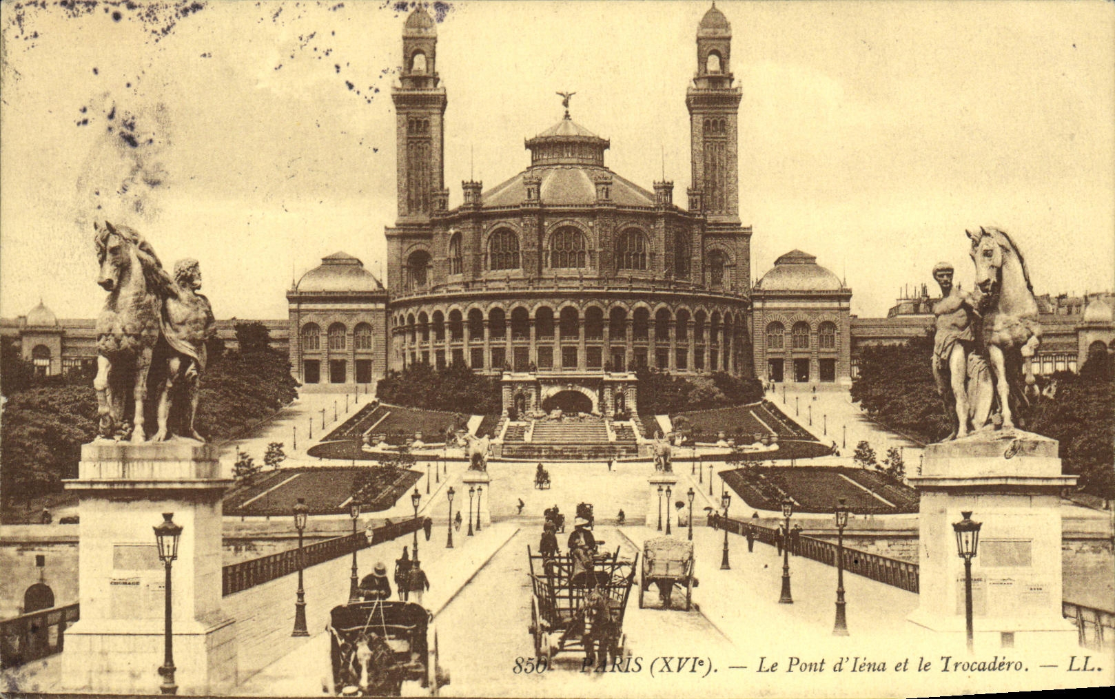 CPA Paris Le Pont D'Iena Et Le Trocadero