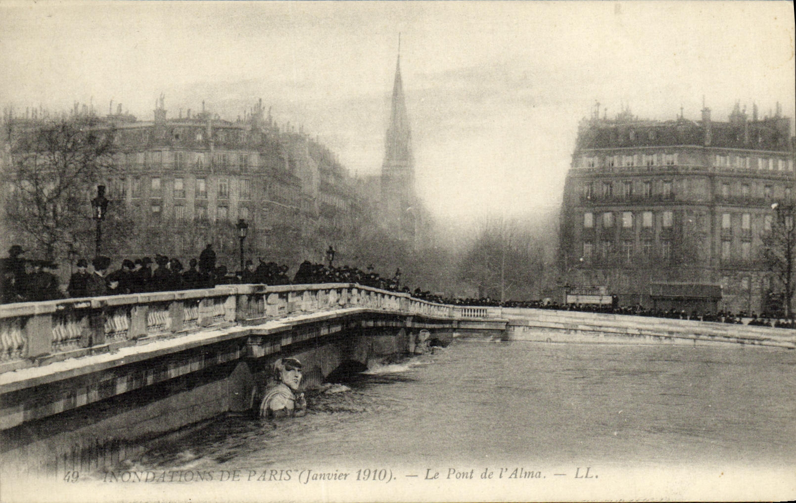 CPA Inondations De Paris Le Pont De l'Alma