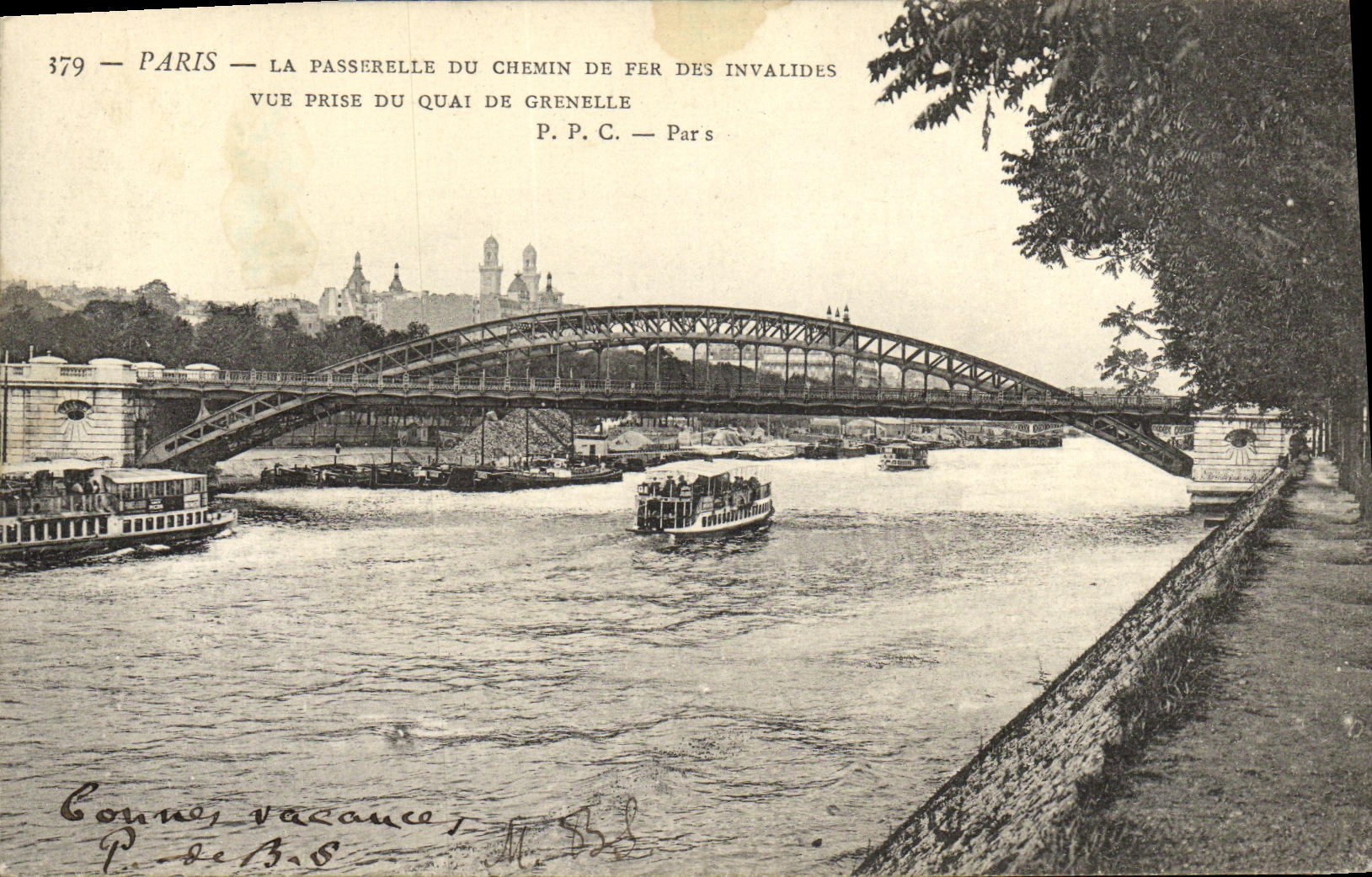 CPA Paris La Passerelle Du Chemin De Fer Des Invalides Vue Prise Du Quai De Grenelle