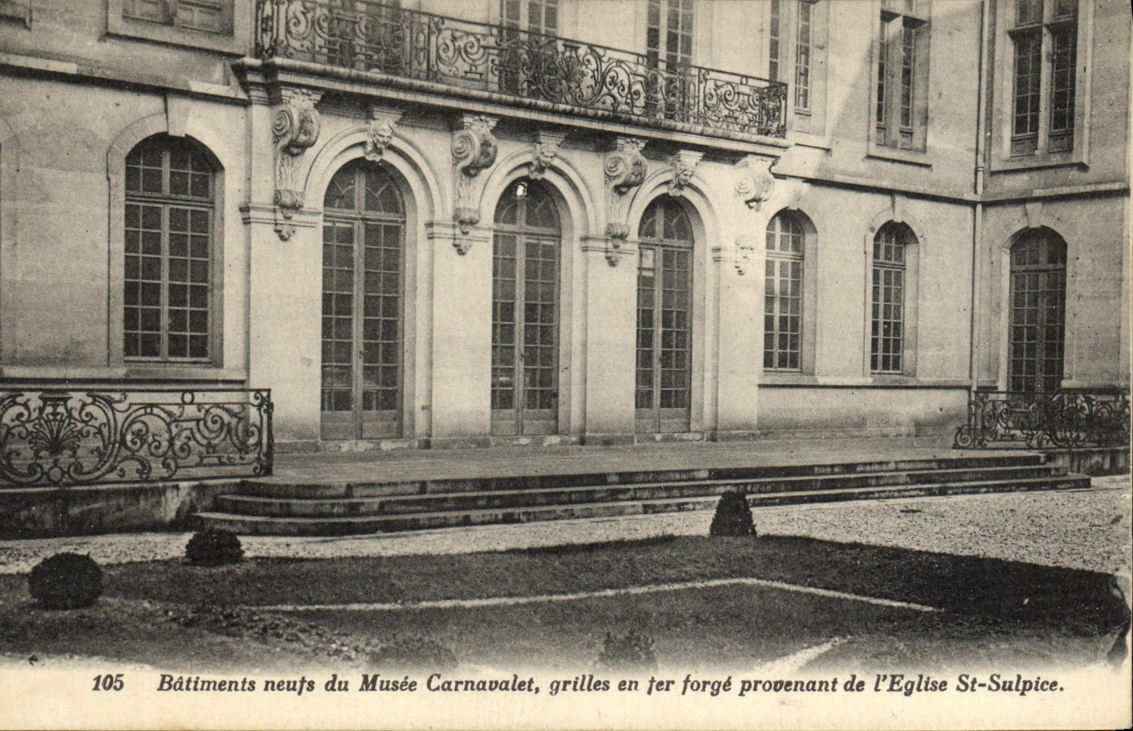 CPA Batiments Neufs Du Musee Carnavalet Grilles En Fer Forge Provenant De l'Eglise St Sulpice Paris 