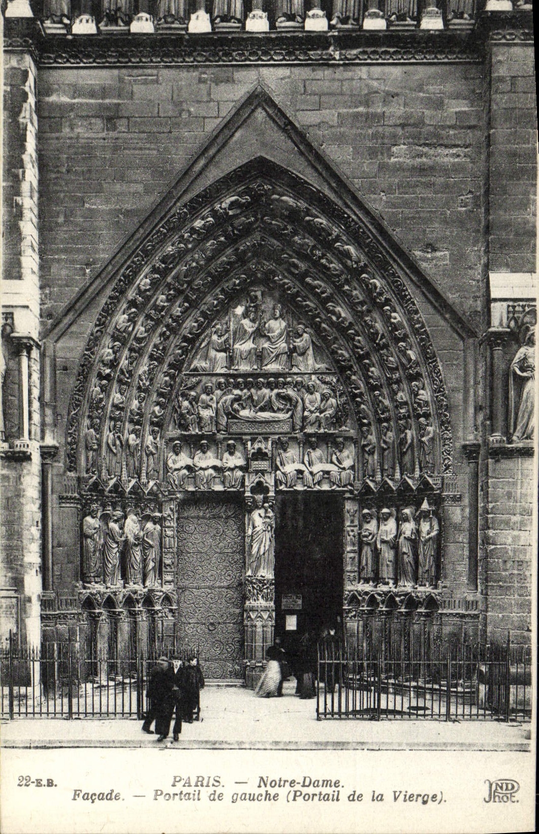 CPA Paris Notre Dame Facade Portail de gauche Portail de la vierge