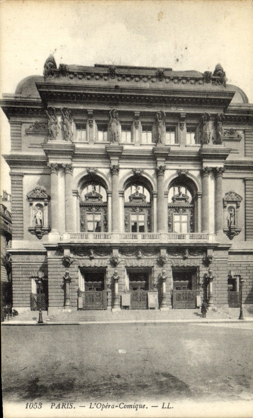 CPA Paris L'Opera Comique
