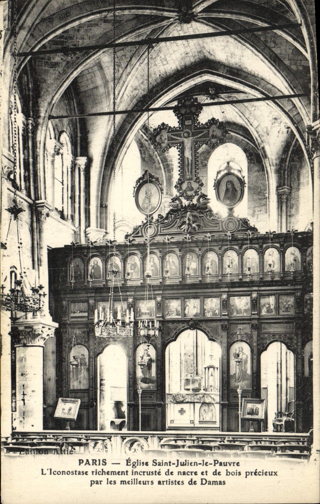 CPA Paris Eglise Saint Julien le Pauvre Iconoclaste