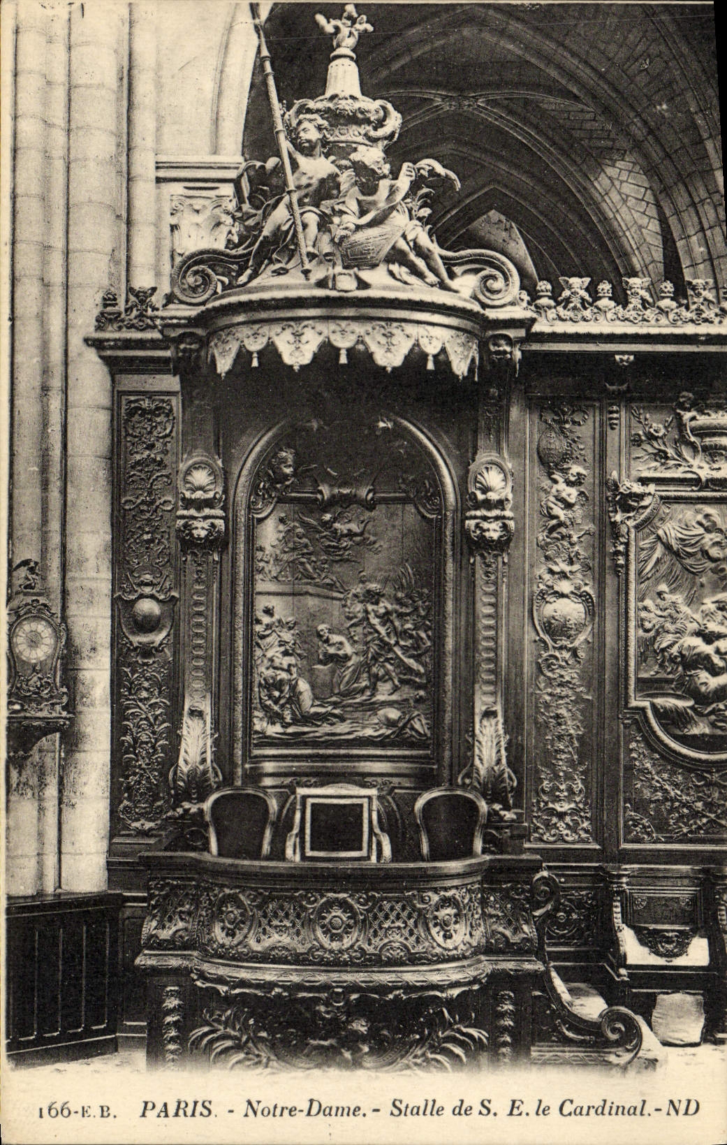 VINTAGE POSTCARD Paris Notre Dame Stall of SE the cardinal