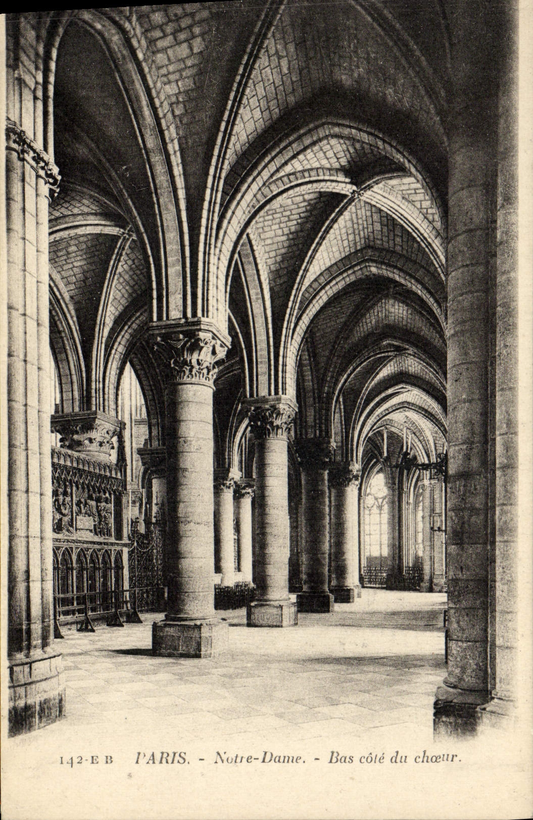 VINTAGE POSTCARD Paris Notre Dame Bas Dimensions Chorus