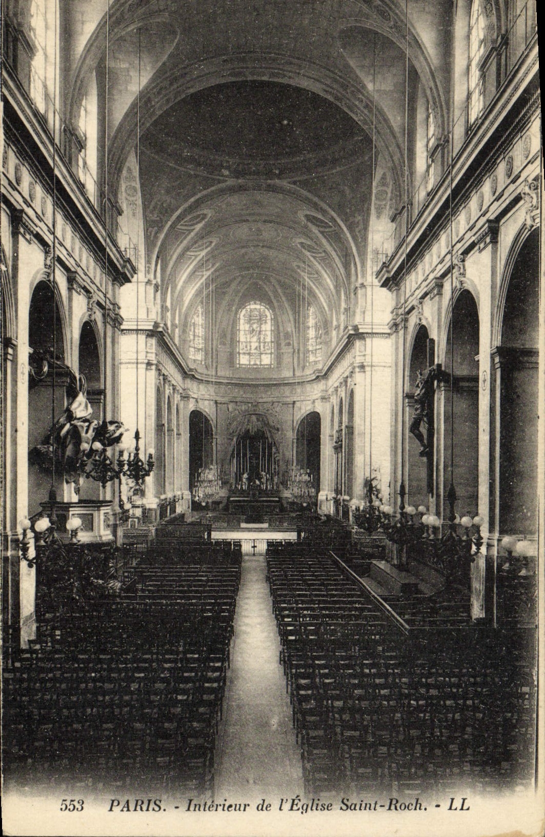 CPA Paris Interieur de L'Eglise Saint Roch