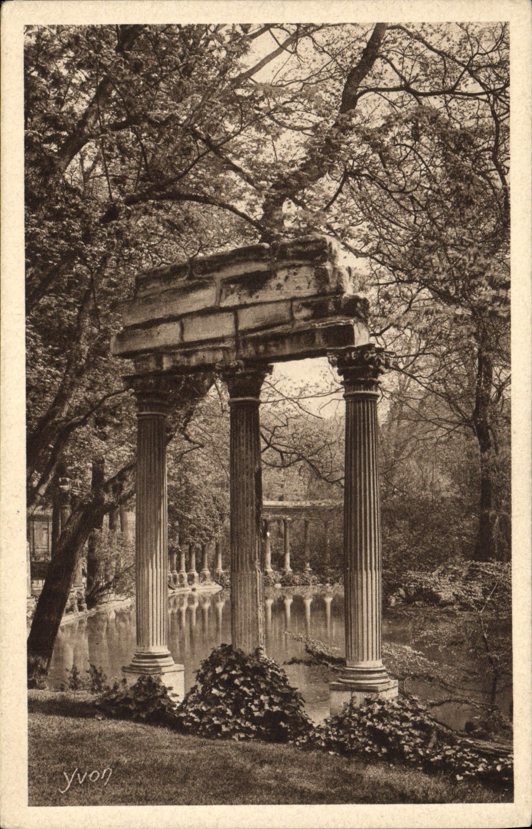 CPA Paris L'Entree du Parc Monceau