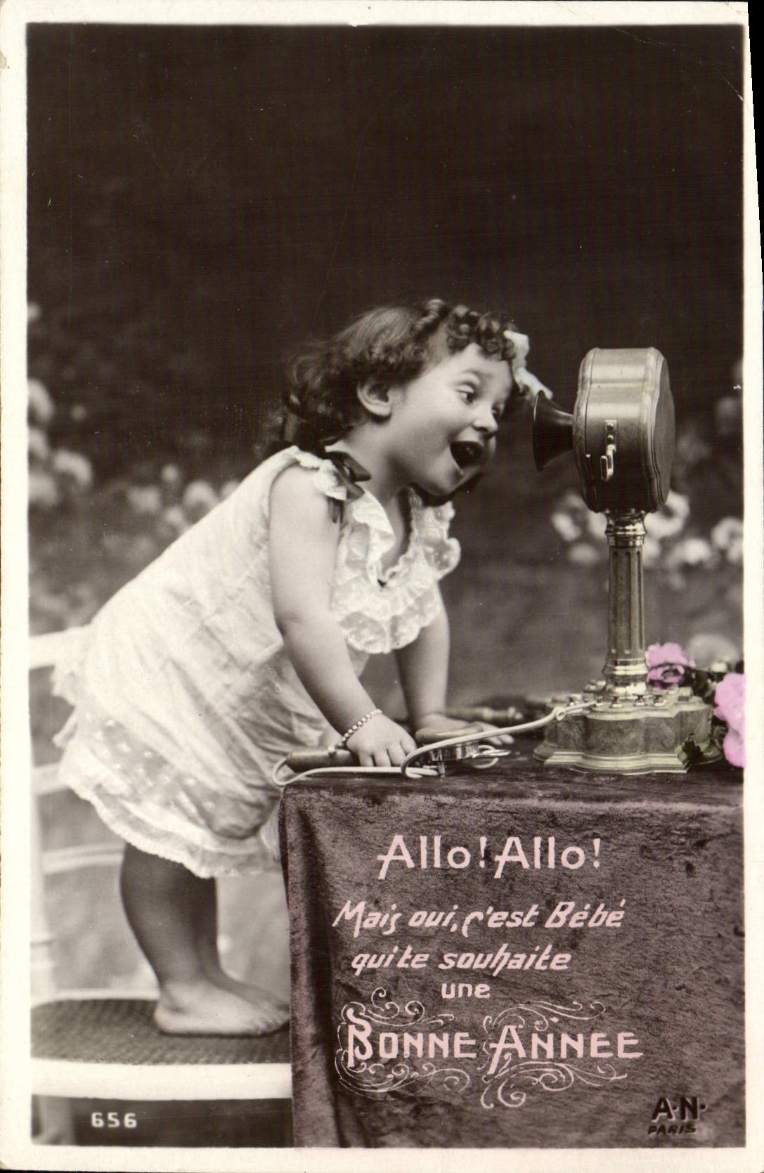 CPA Bonne Annee Enfant Telephone