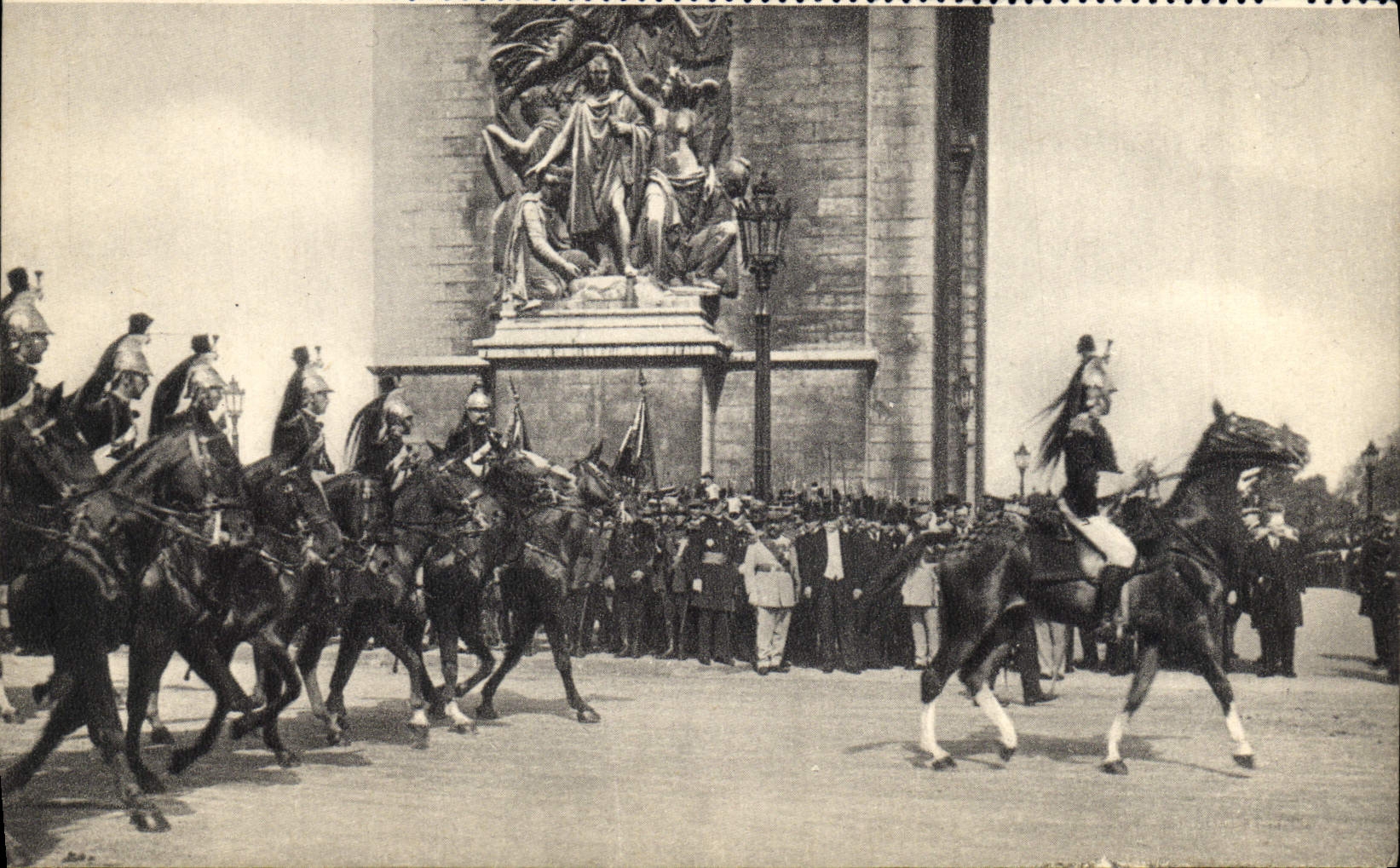 MODERN CARD Militaria Republican guard