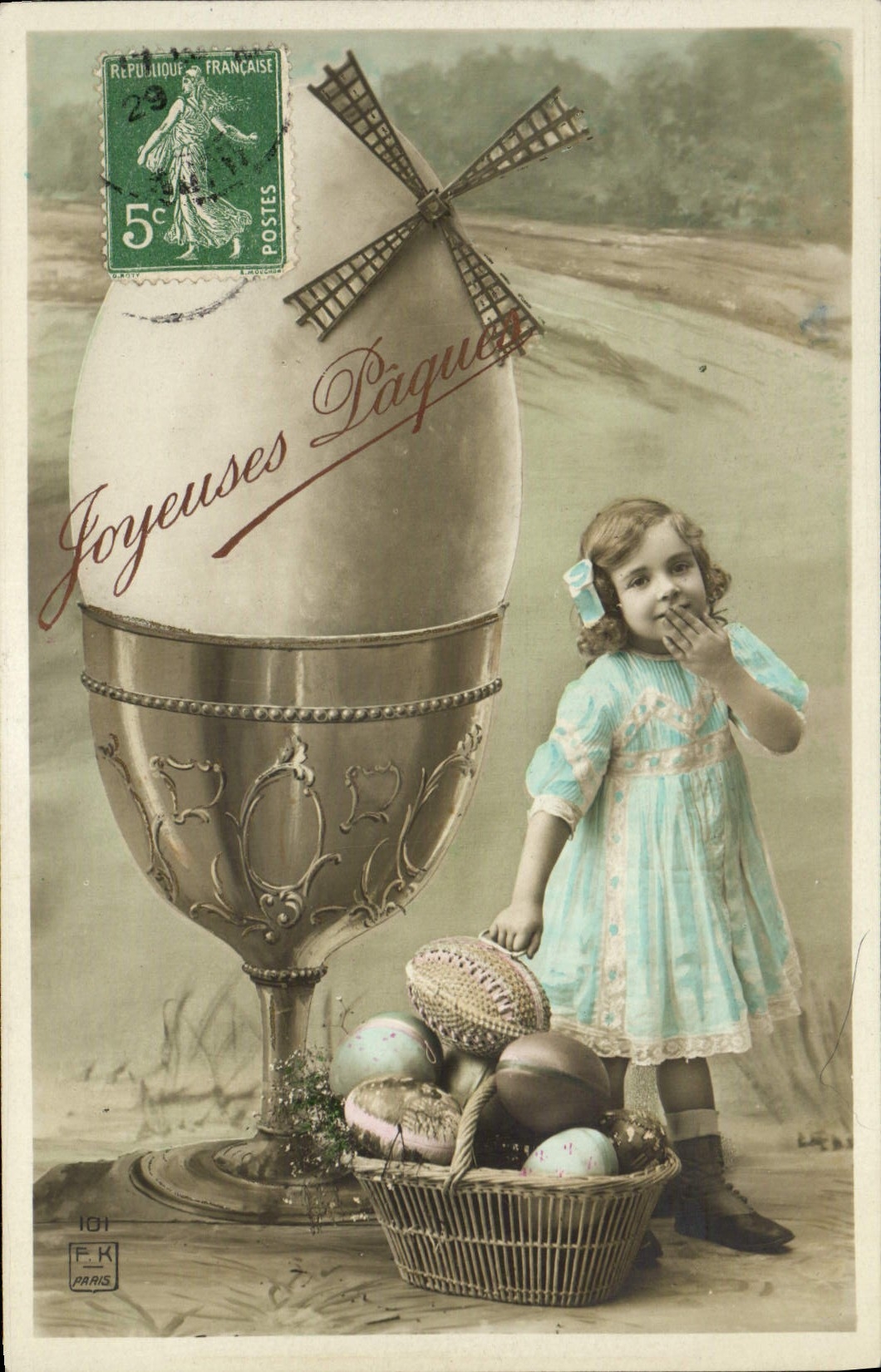 CPA Fantaisie Enfant Paques Moulin 