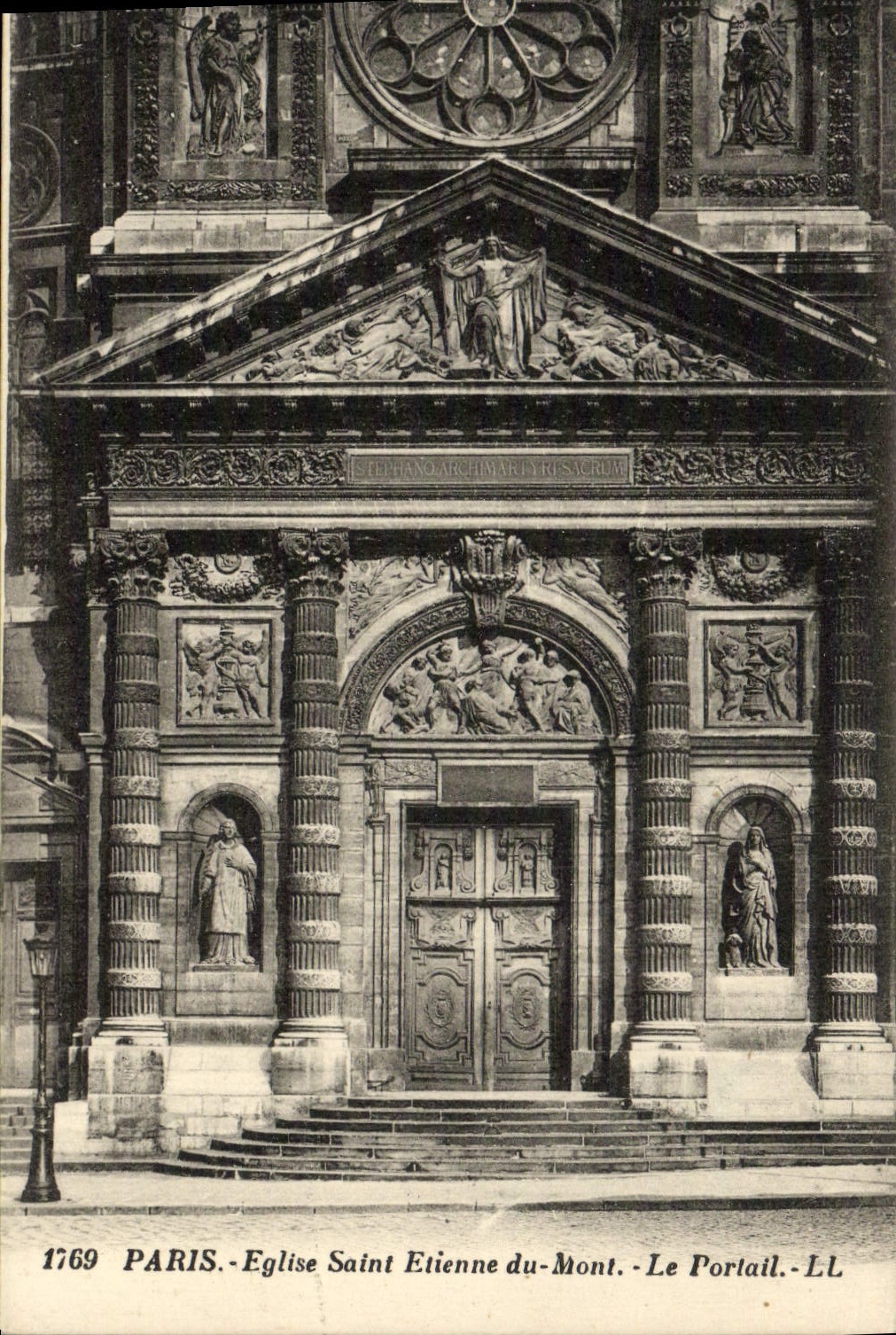 CPA Paris Eglise Saint Etienne du Mont Le Portail