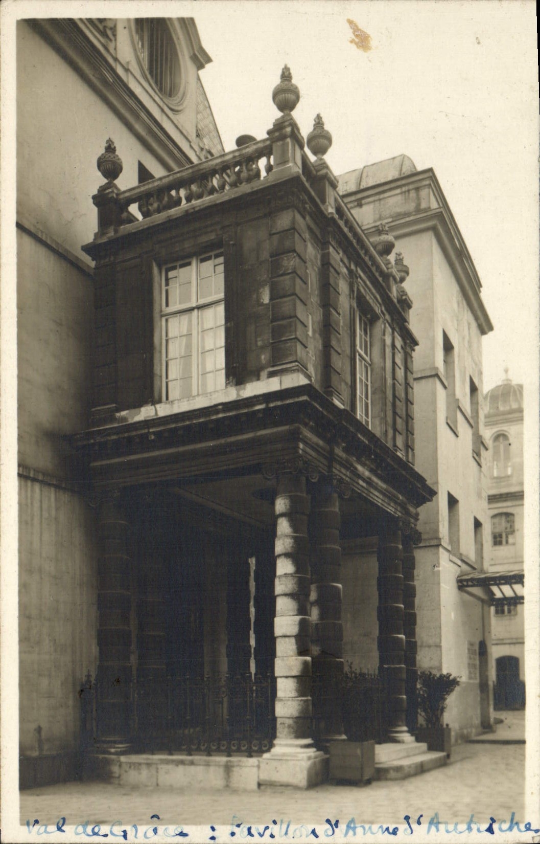 CPA Paris Val de Grace Pavillon d'Anne d'Autriche