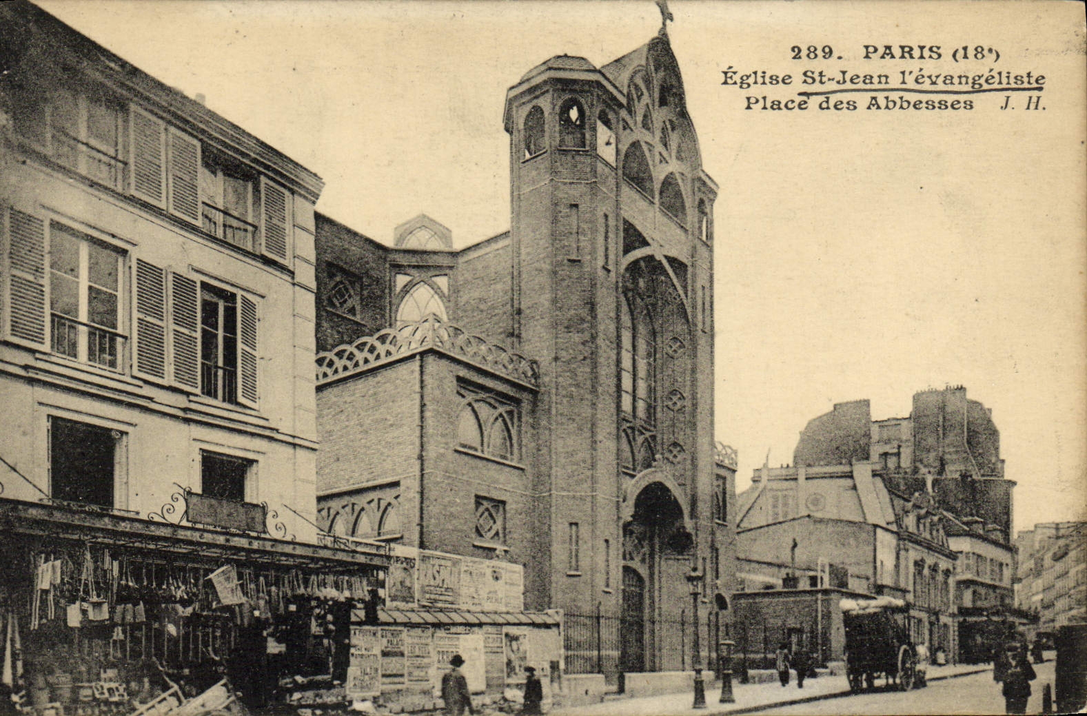 CPA Paris Eglise St Jean I'evangeliste Place des Abbesses