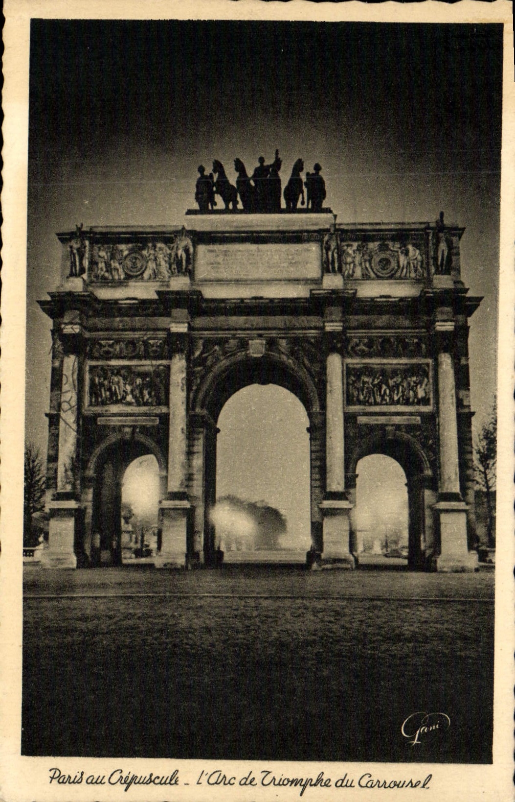 CPA Paris Arc de Triomphe du Carrousel