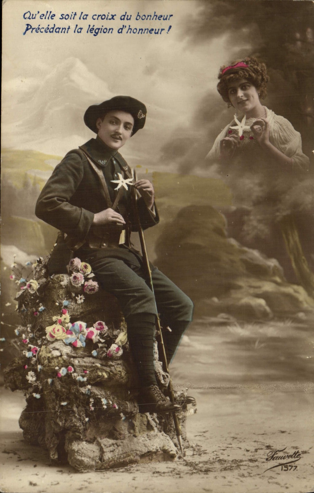 VINTAGE POSTCARD Woman Soldier Miltiaria Alpine hunter