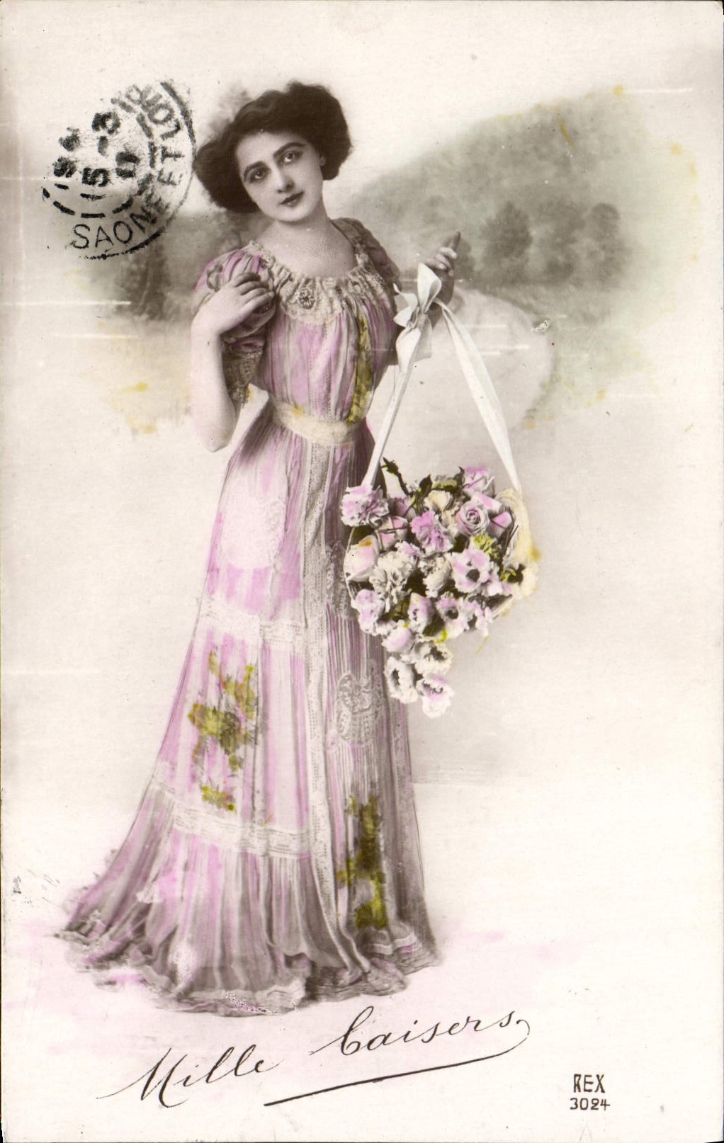 VINTAGE POSTCARD Thousand kisses Woman