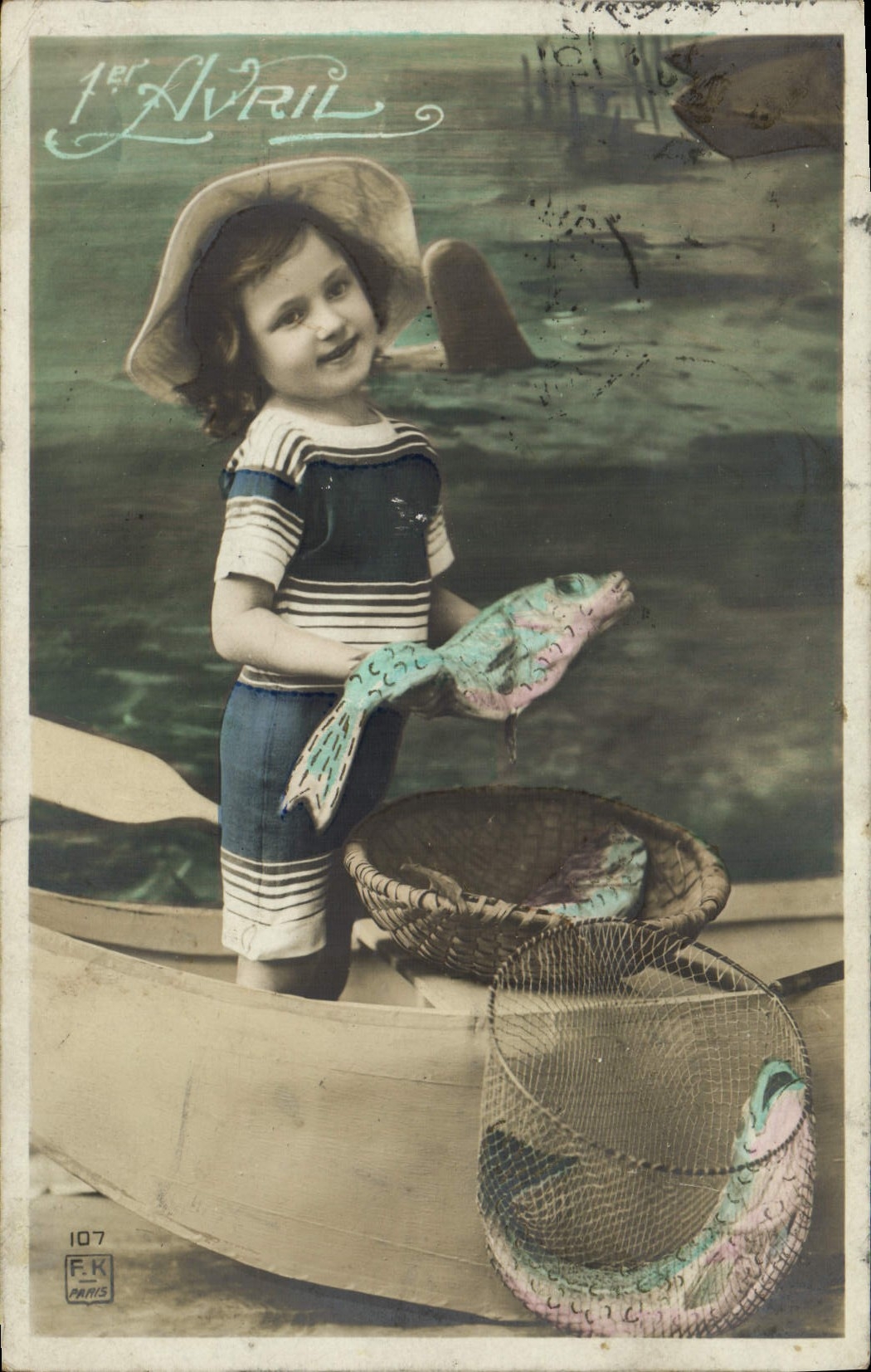 CPA 1er Avril Enfant Poisson 