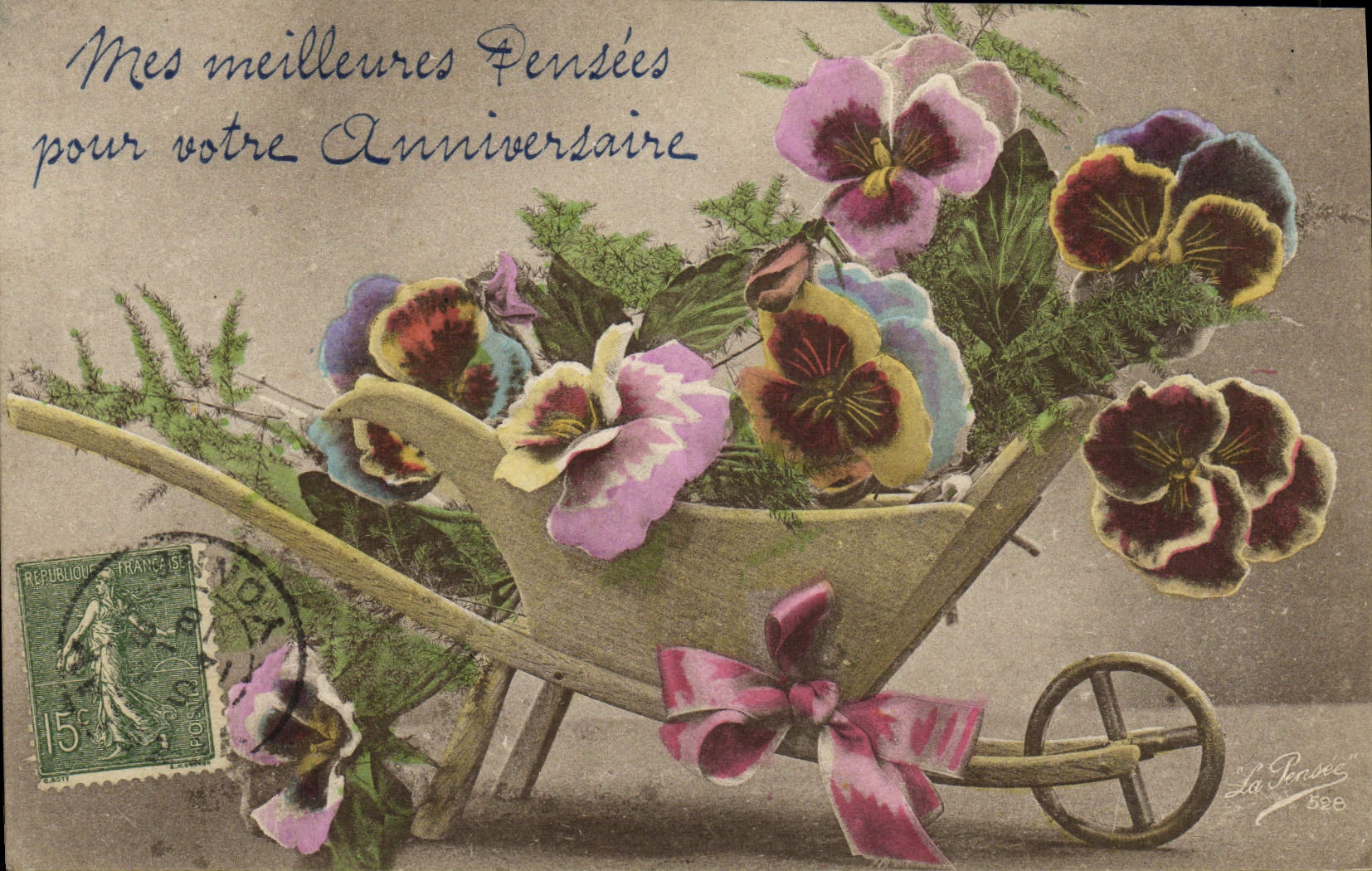 CPA Fantaisie Fleurs Brouette 
